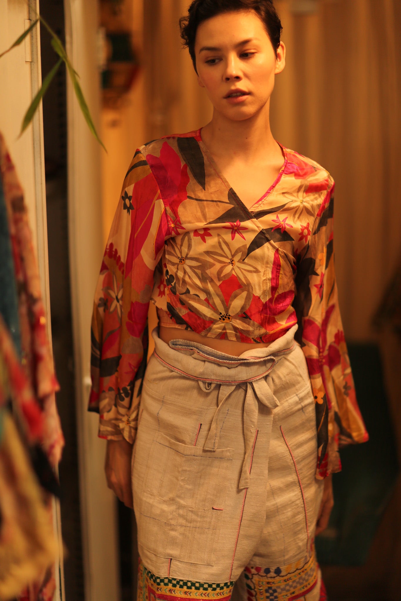 SILK WRAP TOP AURELIA FLOWERS BLOOM