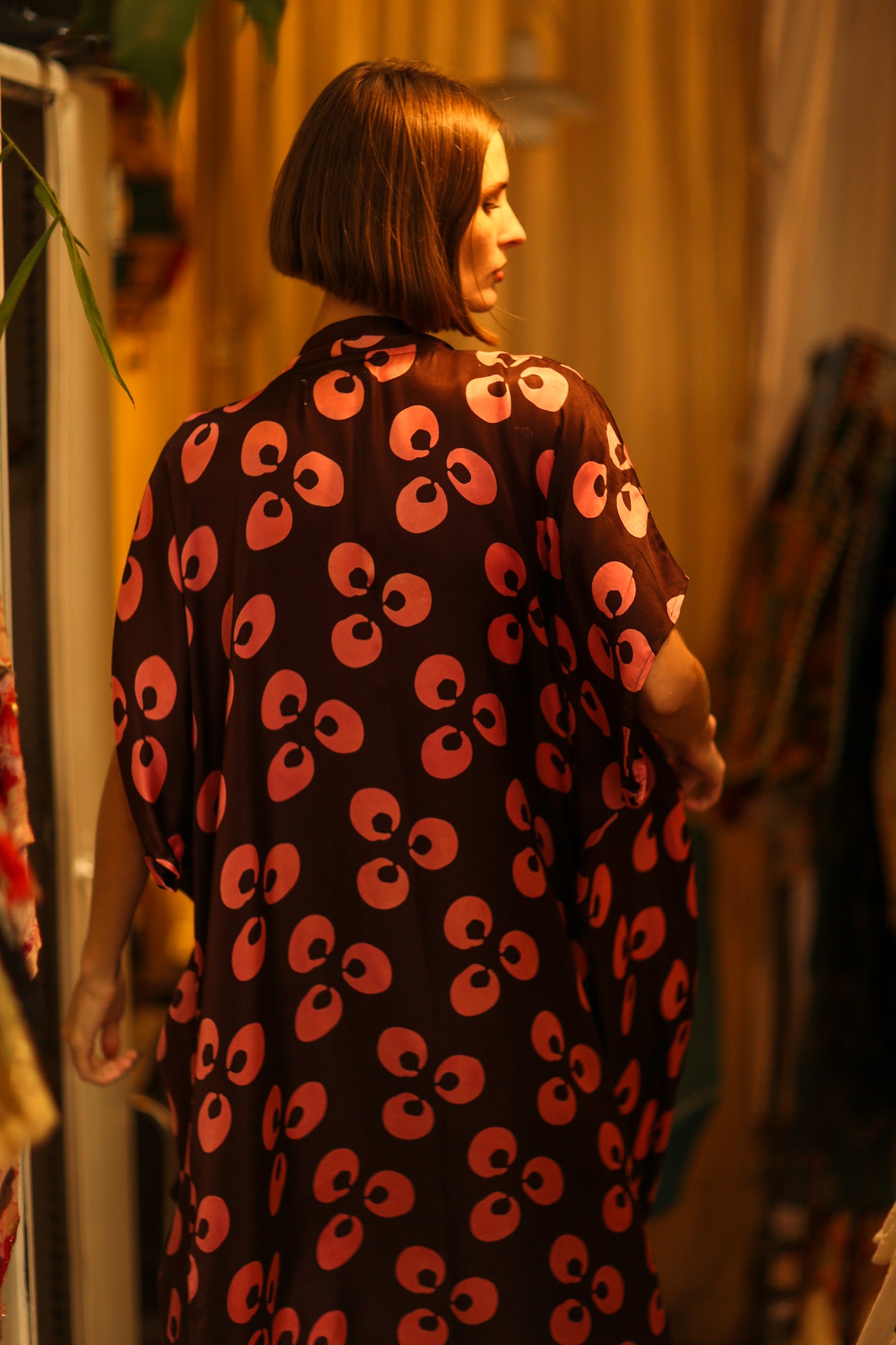 SILK KIMONO BROWN LITTLE PINK FLOWER