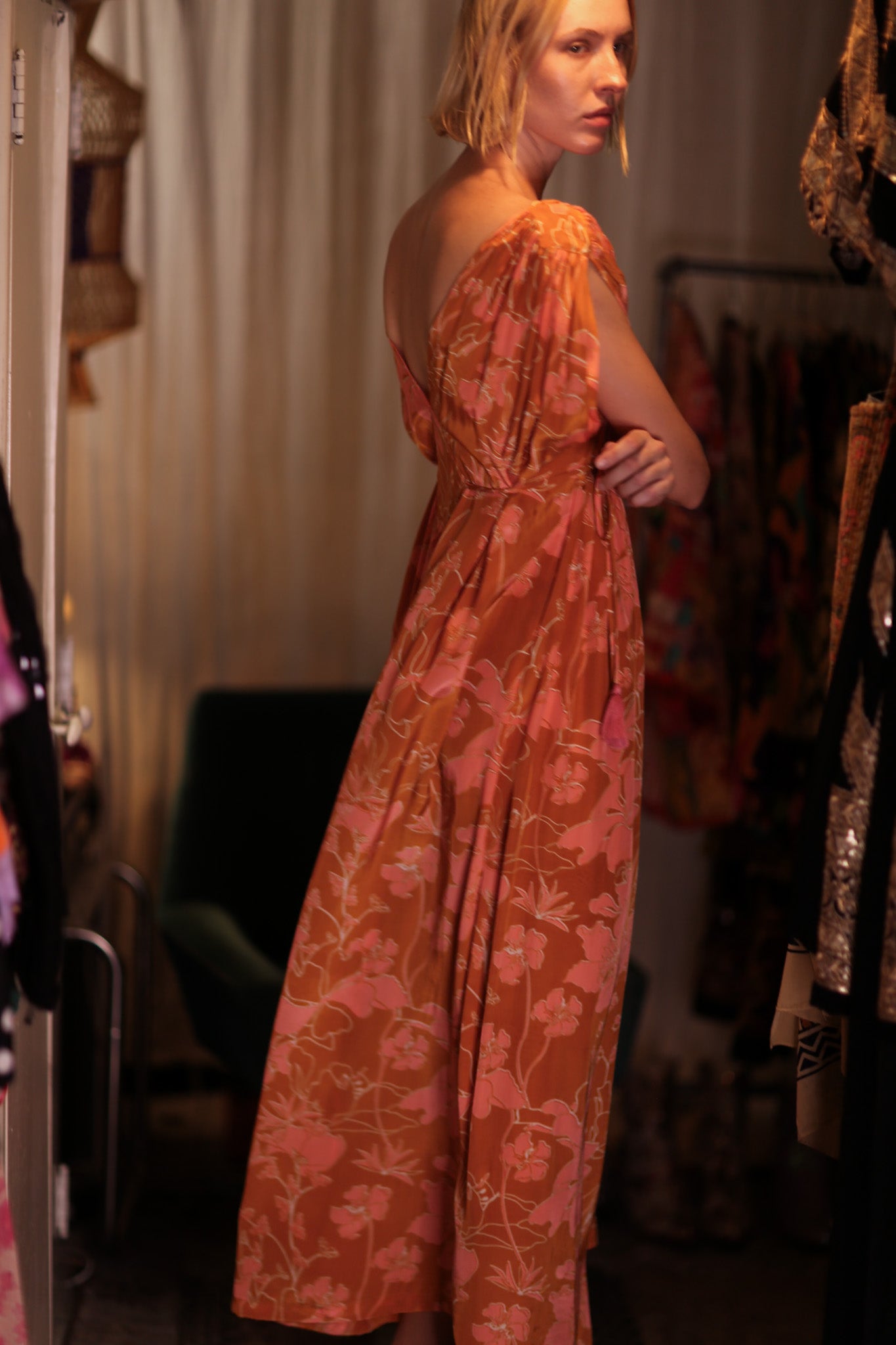 VICTORIA SILK DRESS ORANGE FLOWER