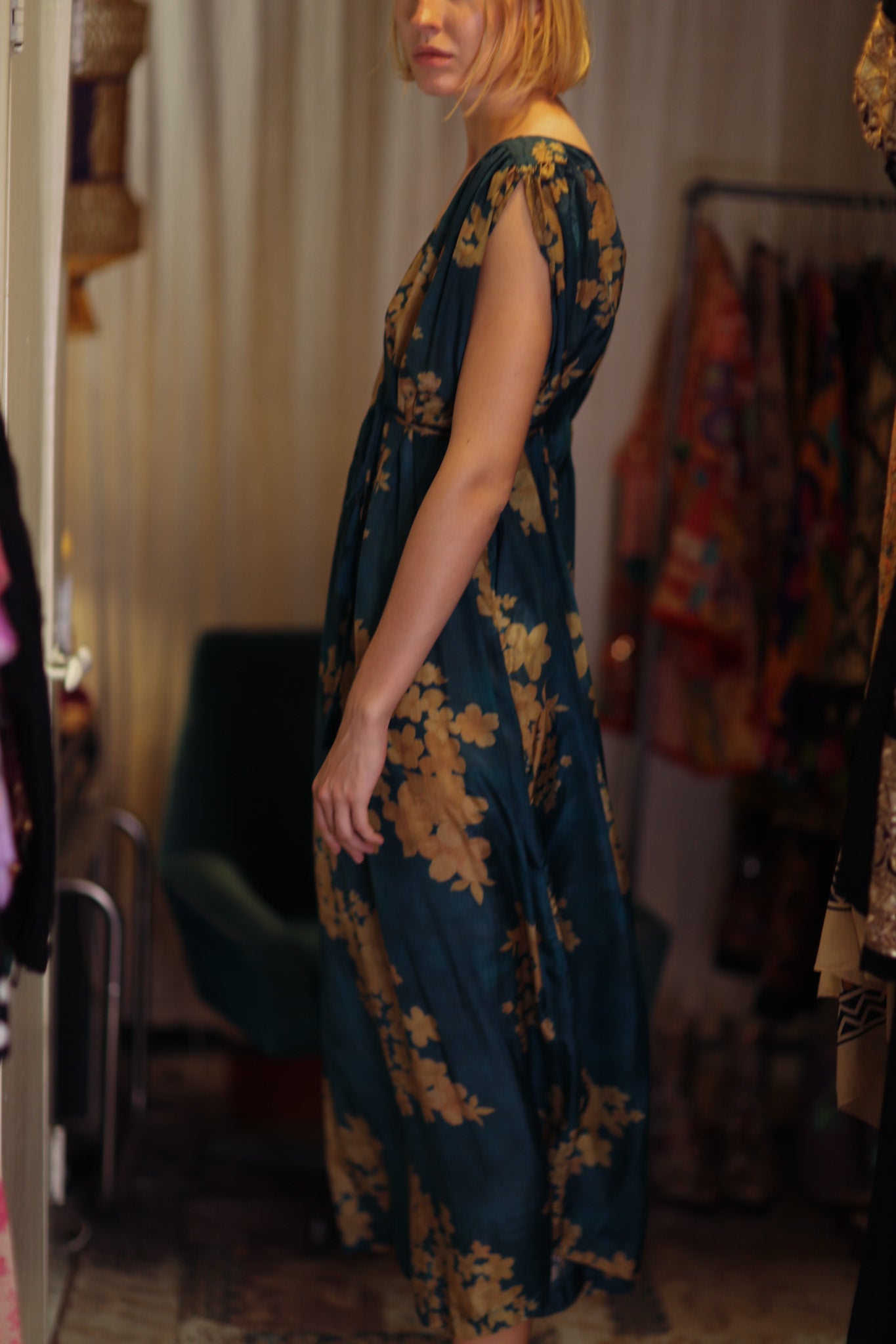 VICTORIA SILK DRESS GOLDEN BOUQUET