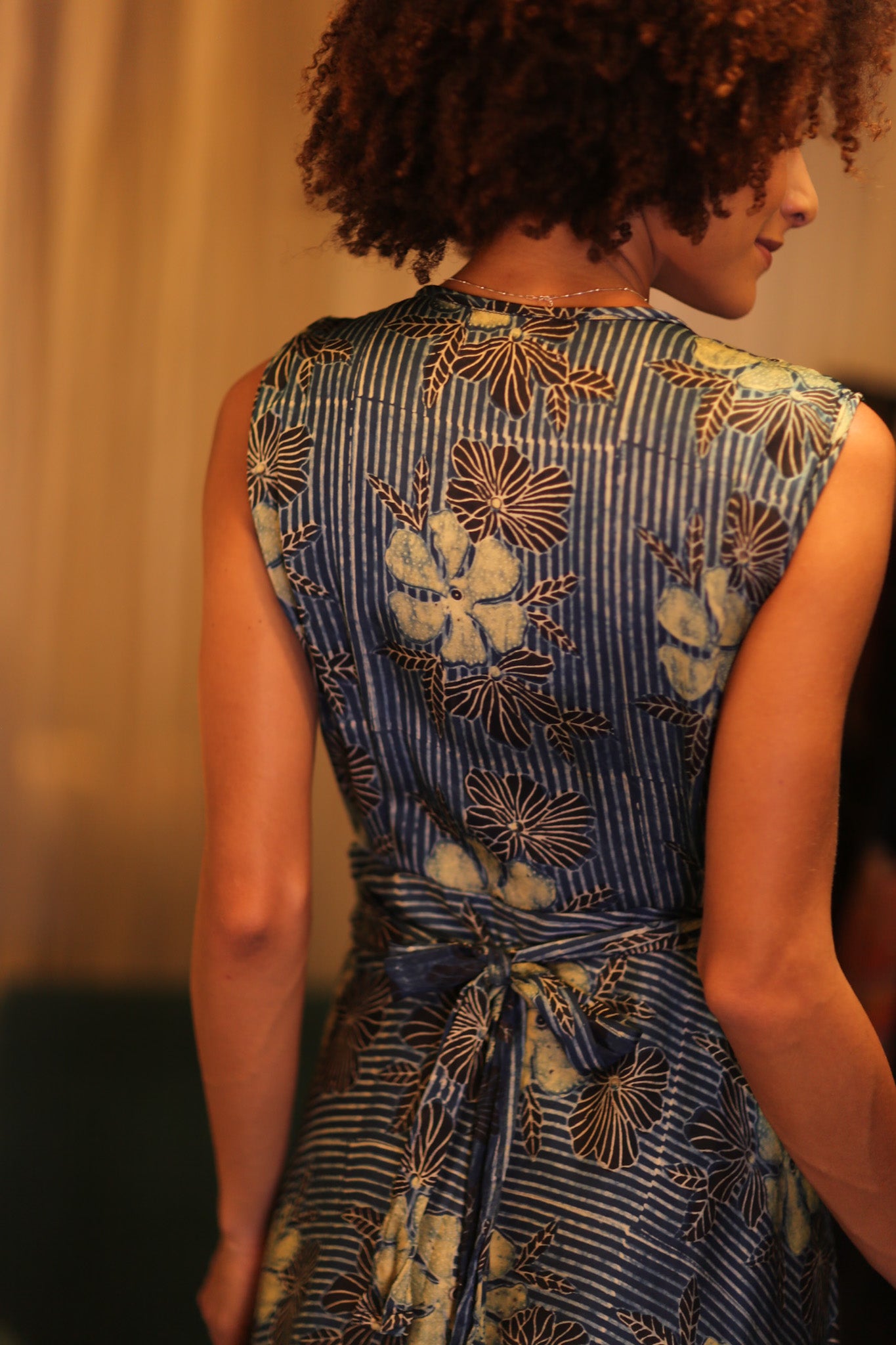 SILK WRAP DRESS GABRIELE HIBISCUS