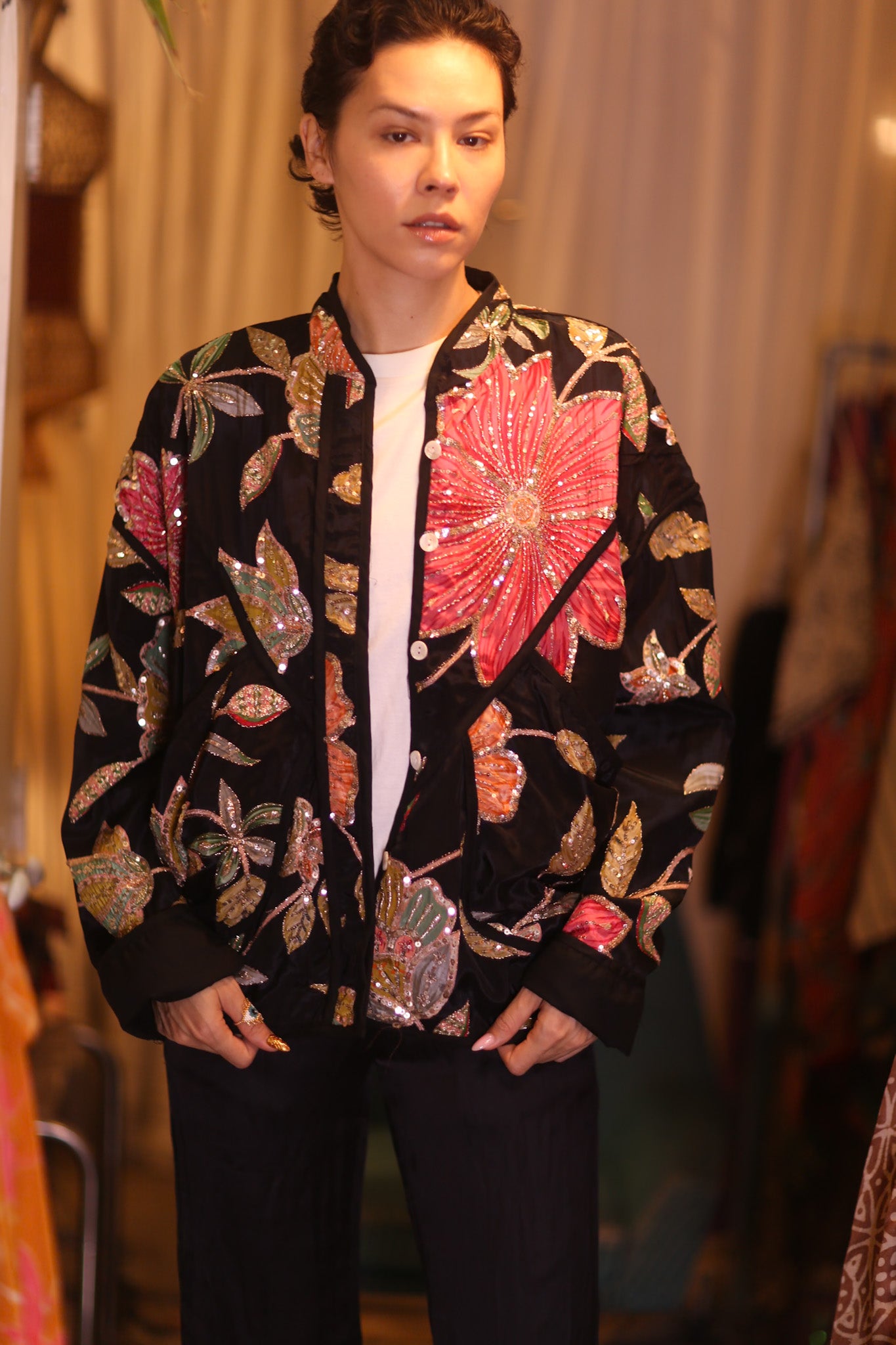 EMBROIDERED SILK JACKET HNINZI