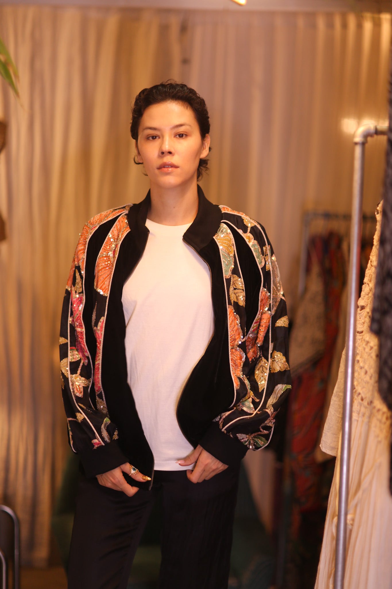 EMBROIDERED VELVET JACKET LILY