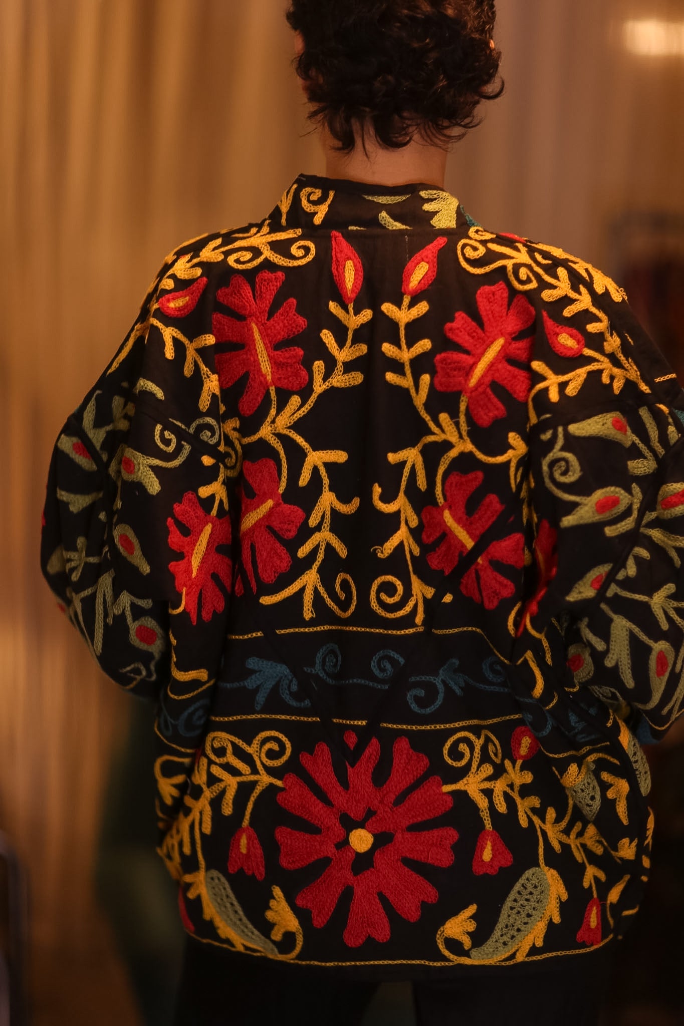 EMBROIDERED ZUSANI JACKET THITKWA