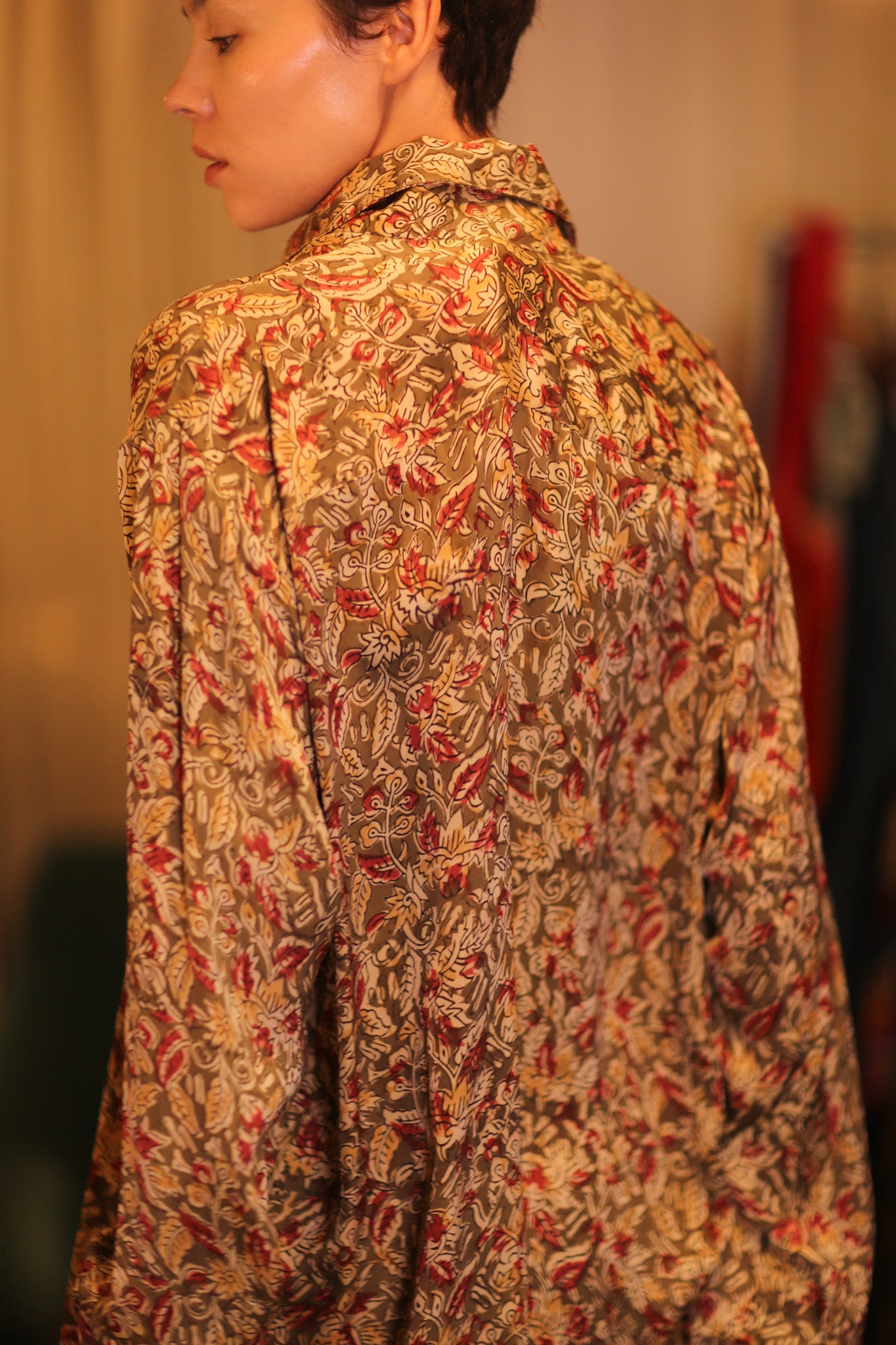 SILK BOYFRIEND SHIRT BILLIE AHAUNG