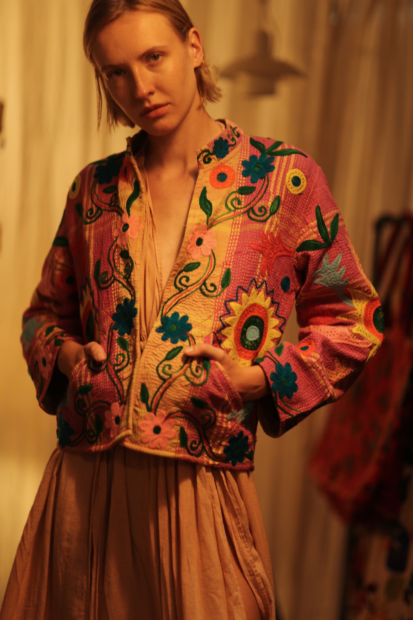 JACKET INGRID SUNFLOWER EMBROIDERED