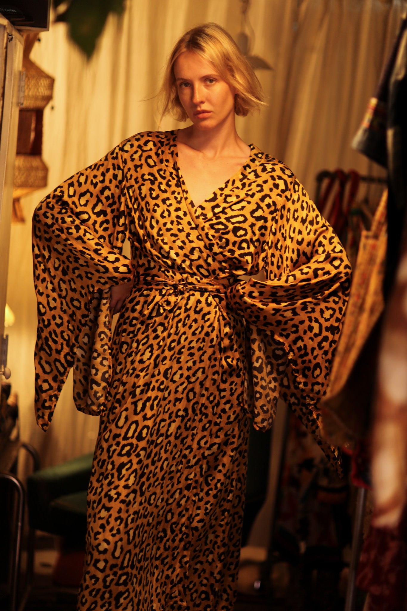 LEO PRINT XL WING KIMONO PINA