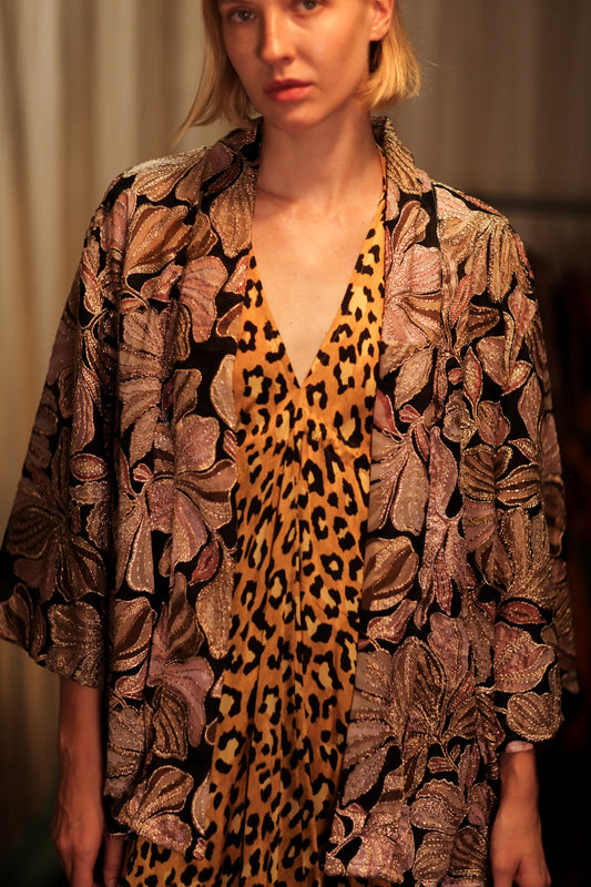 CARINE EMBROIDERED SILK KIMONO BLACK AND PINK
