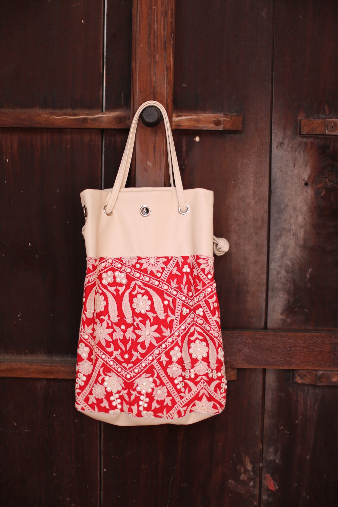 ALMA EMBROIDERED ARTISAN BAG - BANGKOK TAILOR CLOTHING STORE - HANDMADE CLOTHING