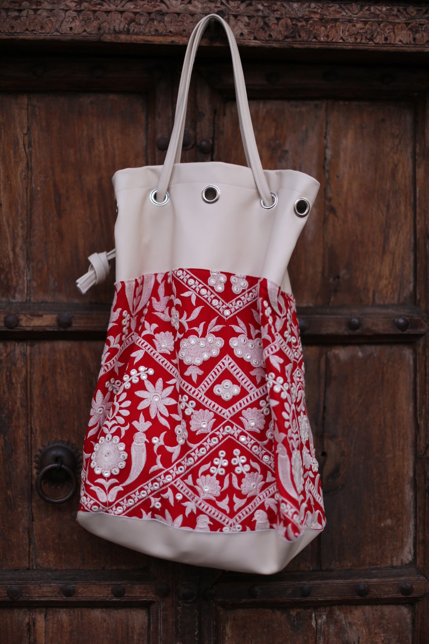 ALMA EMBROIDERED ARTISAN BAG - BANGKOK TAILOR CLOTHING STORE - HANDMADE CLOTHING