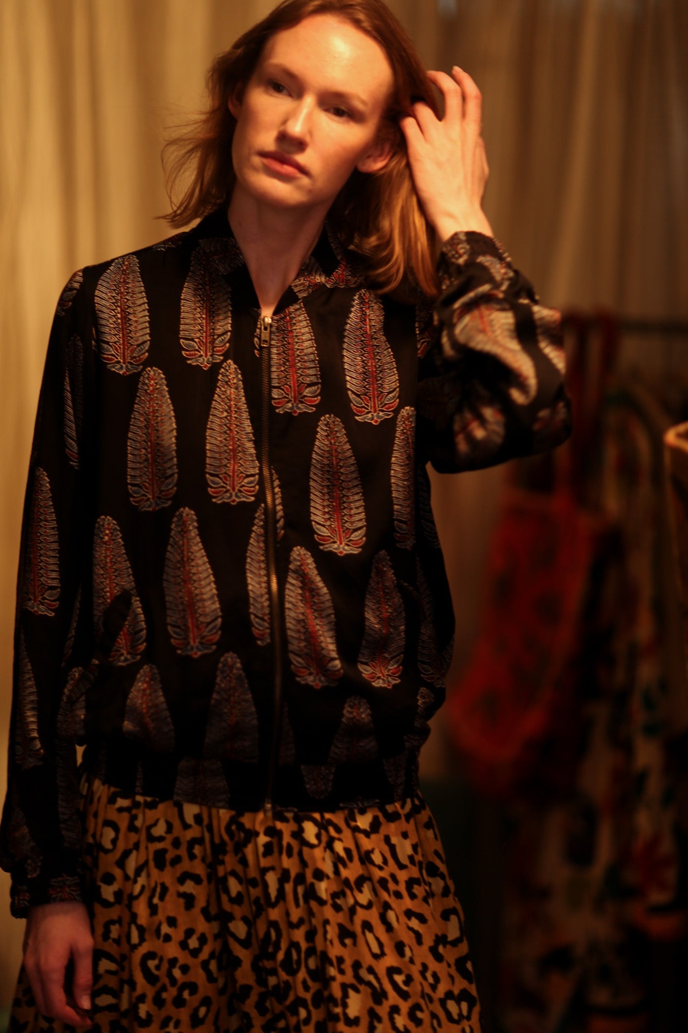 ANCHA SILK BOMBER BLACK FEATHER - BANGKOK TAILOR CLOTHING STORE - HANDMADE CLOTHING