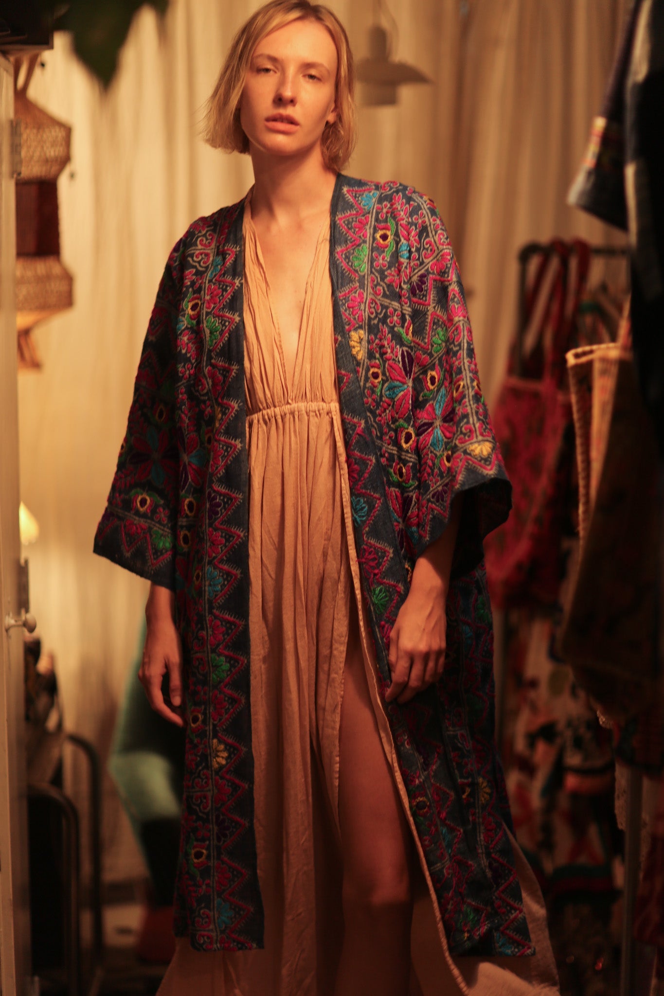 ARTISAN MADE EMBROIDERED KIMONO - BANGKOK TAILOR CLOTHING STORE - HANDMADE CLOTHING