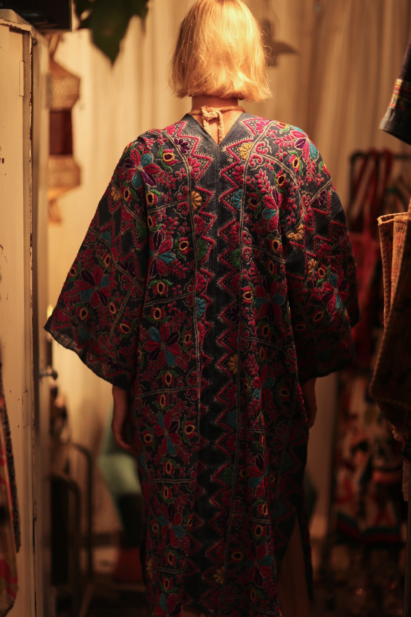 ARTISAN MADE EMBROIDERED KIMONO - BANGKOK TAILOR CLOTHING STORE - HANDMADE CLOTHING