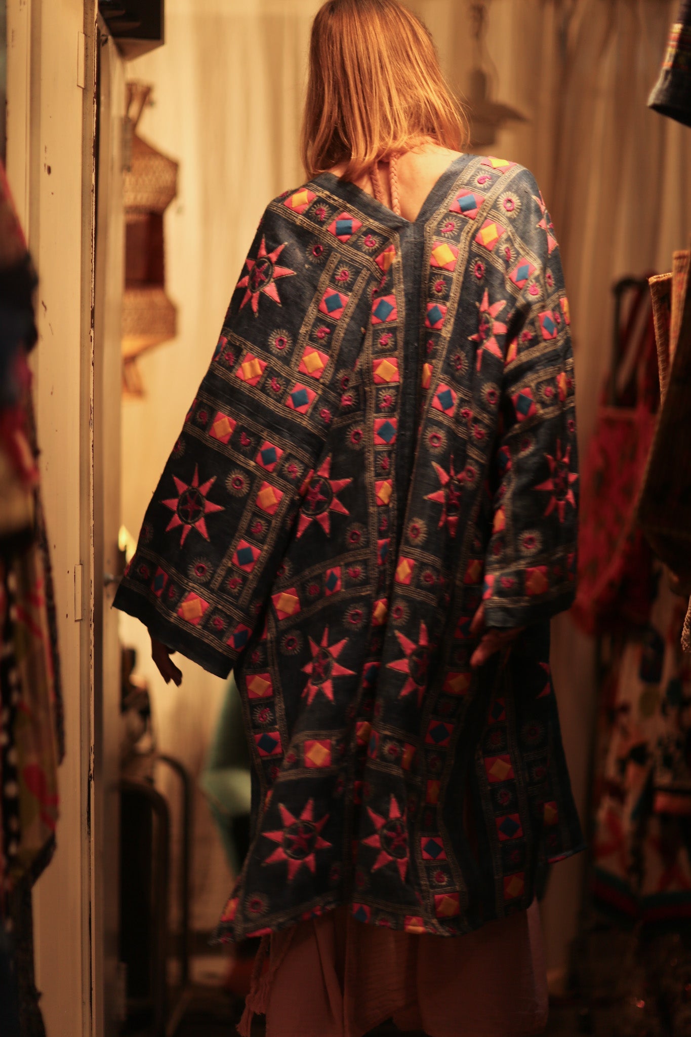 ARTISAN MADE EMBROIDERED KIMONO - BANGKOK TAILOR CLOTHING STORE - HANDMADE CLOTHING