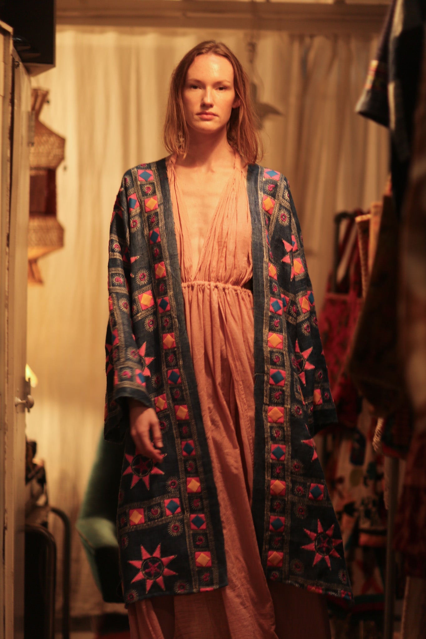 ARTISAN MADE EMBROIDERED KIMONO - BANGKOK TAILOR CLOTHING STORE - HANDMADE CLOTHING