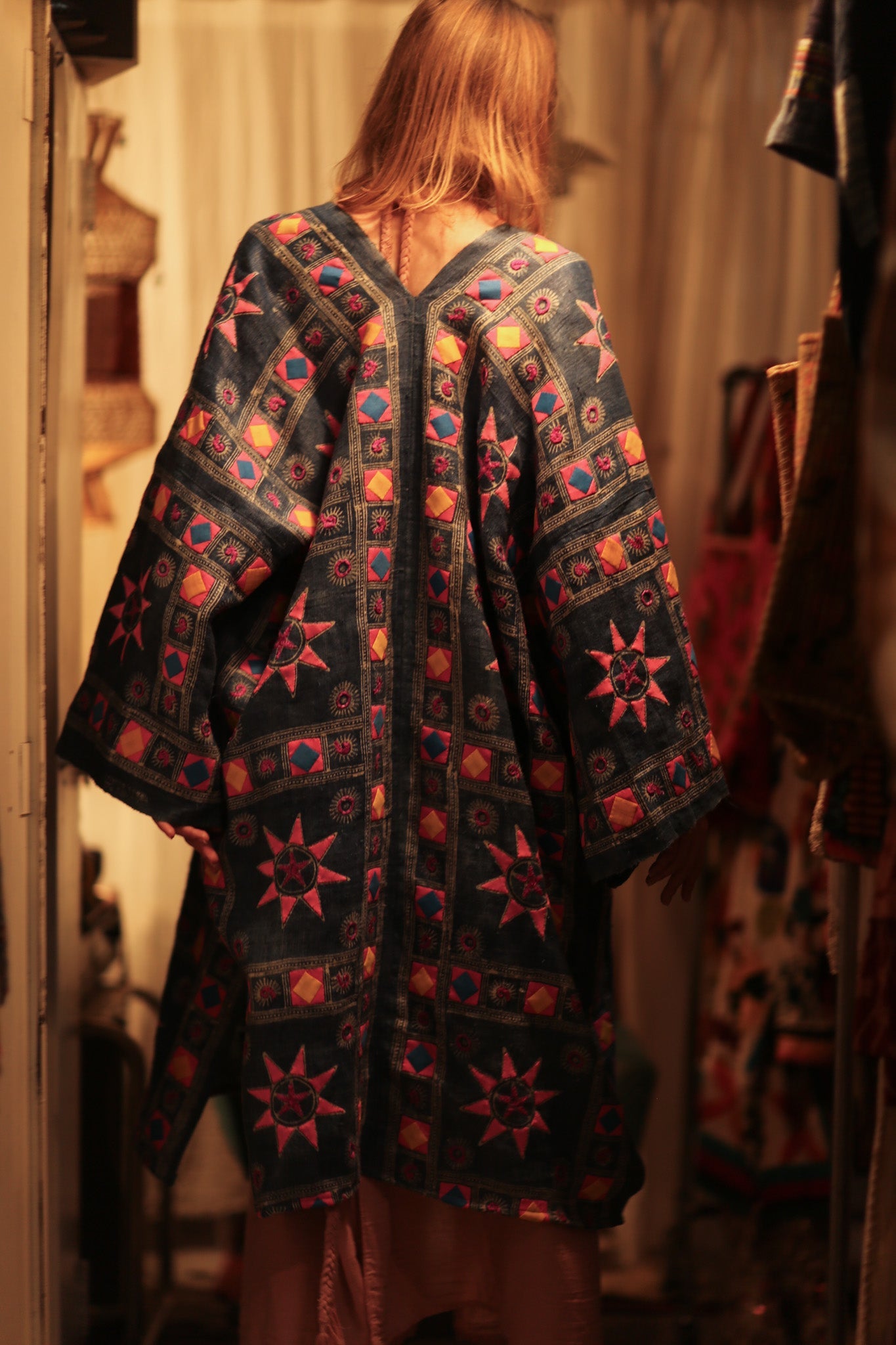 ARTISAN MADE EMBROIDERED KIMONO - BANGKOK TAILOR CLOTHING STORE - HANDMADE CLOTHING