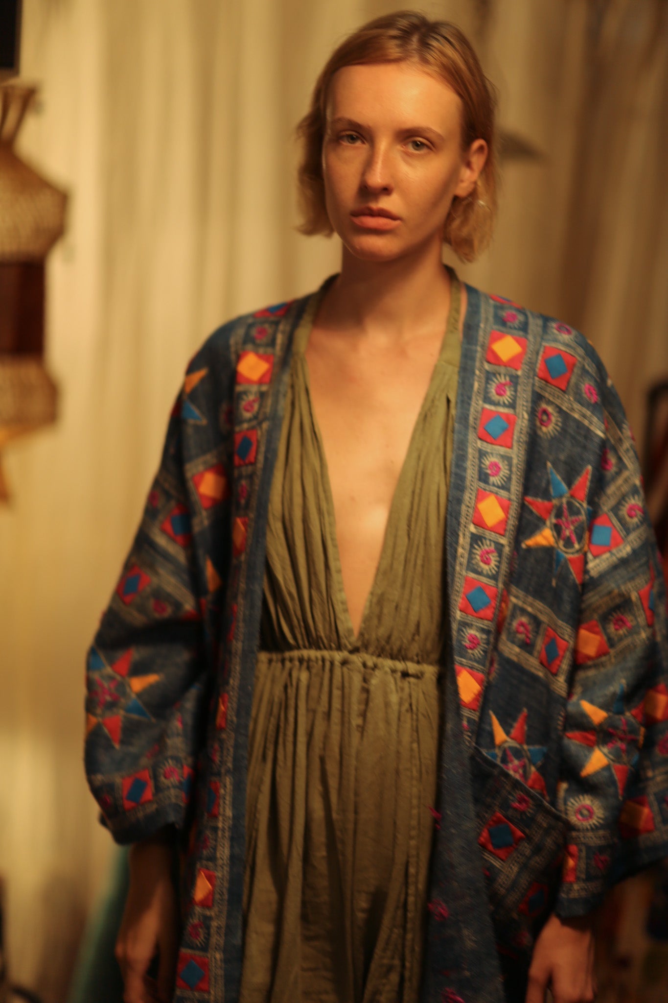 ARTISAN MADE EMBROIDERED KIMONO - BANGKOK TAILOR CLOTHING STORE - HANDMADE CLOTHING