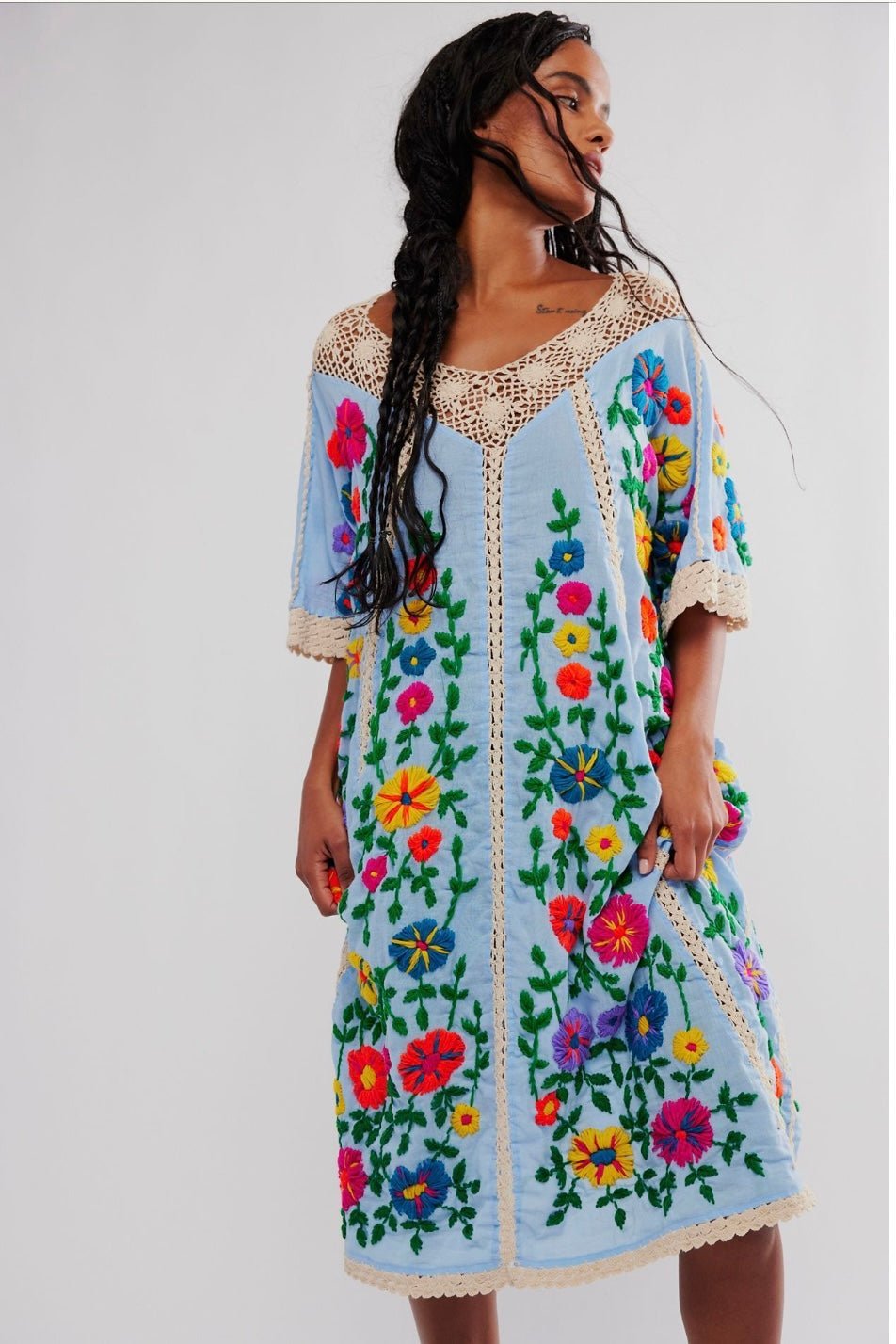 BELLA FLORA EMBROIDERED KAFTAN X FREE PEOPLE - BANGKOK TAILOR CLOTHING STORE - HANDMADE CLOTHING
