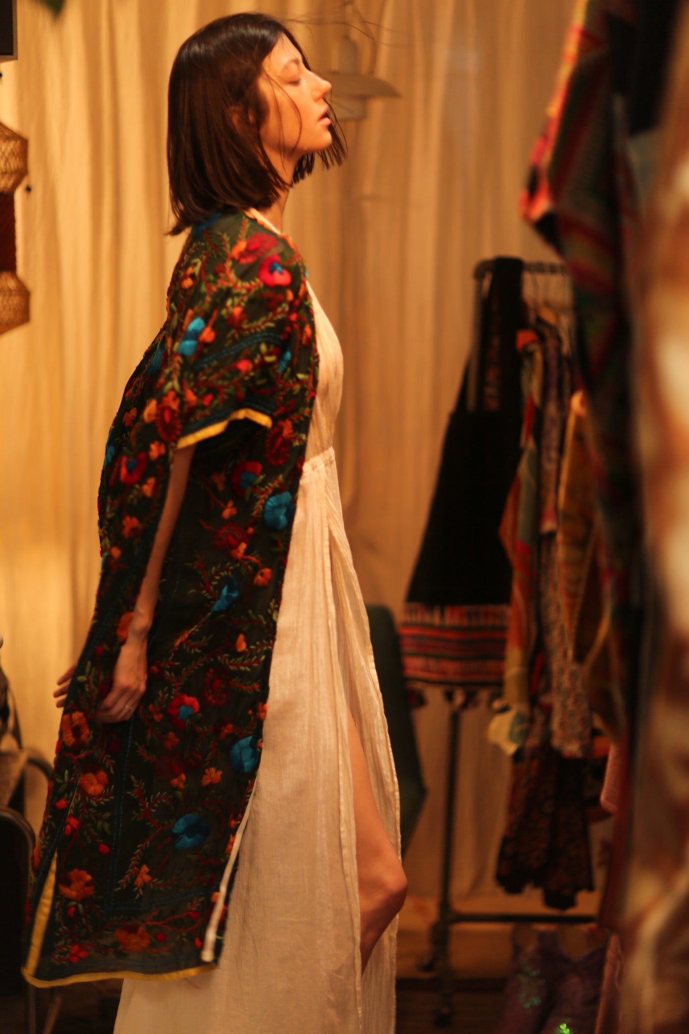 BIANCA EMBROIDERED KIMONO - BANGKOK TAILOR CLOTHING STORE - HANDMADE CLOTHING