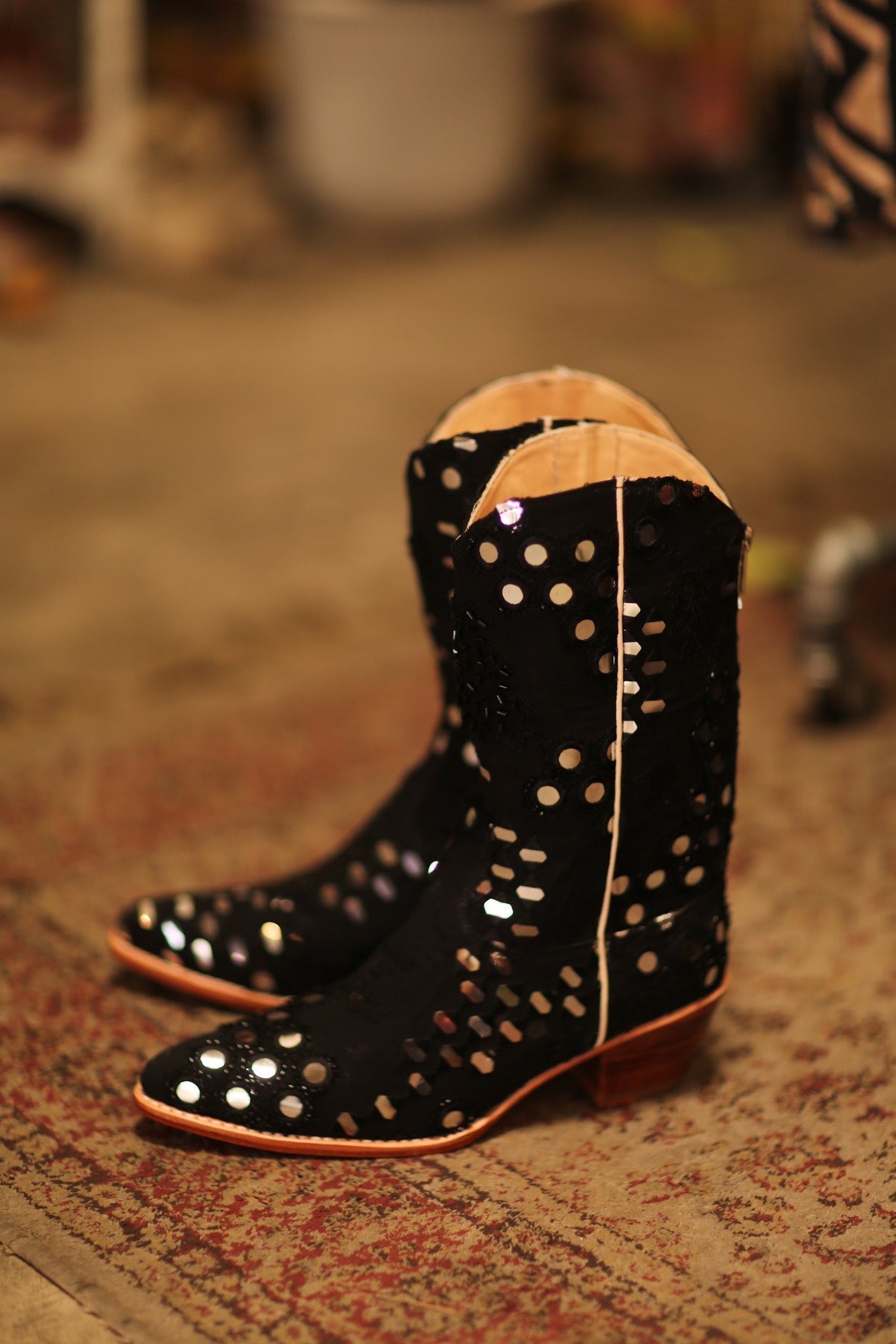 BLACK EMBELLISHED SILK WESTERN BOOTS LENNY - BANGKOK TAILOR CLOTHING STORE - HANDMADE CLOTHING