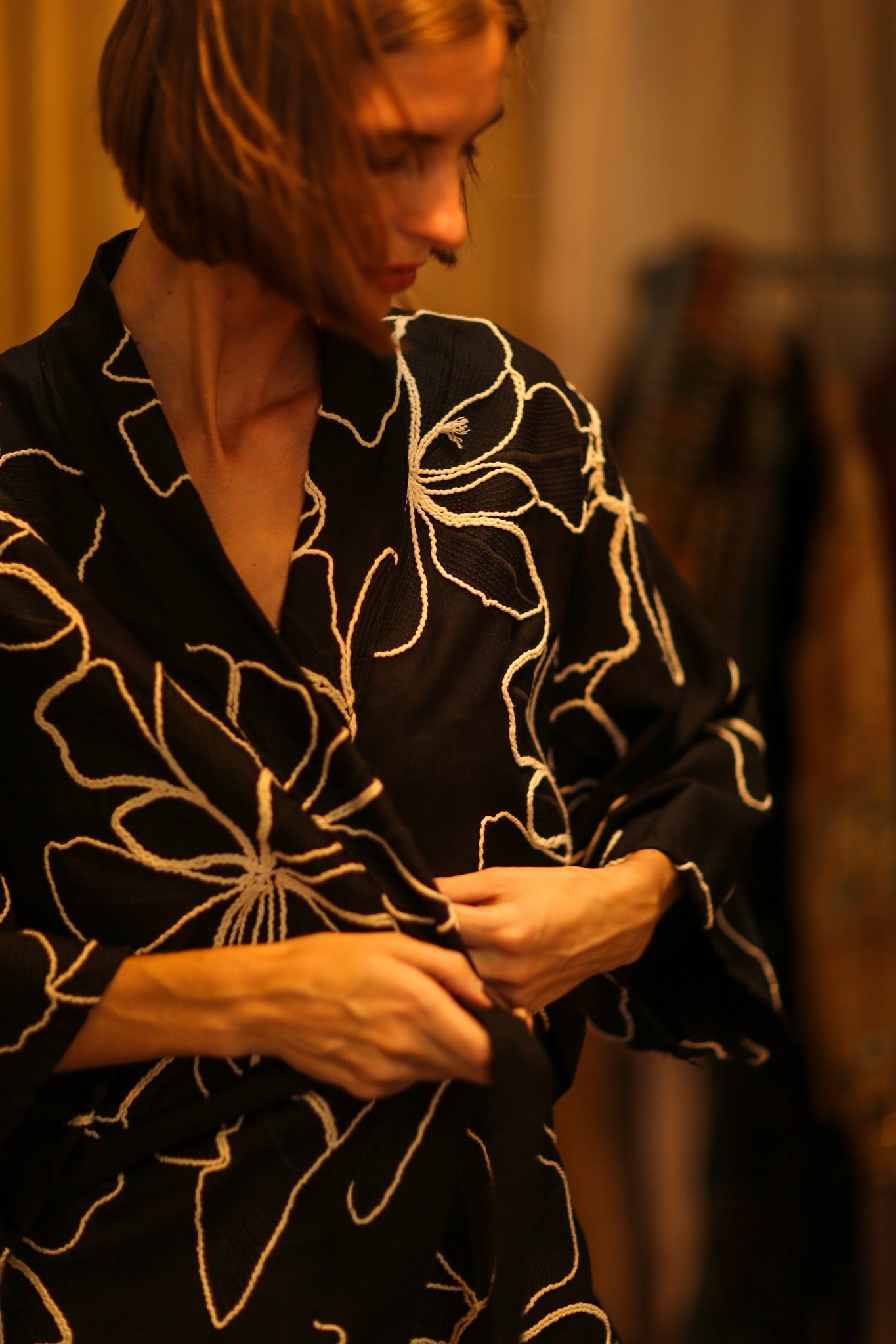 BLACK LINEN EMBROIDERED KIMONO MARIETTA - BANGKOK TAILOR CLOTHING STORE - HANDMADE CLOTHING