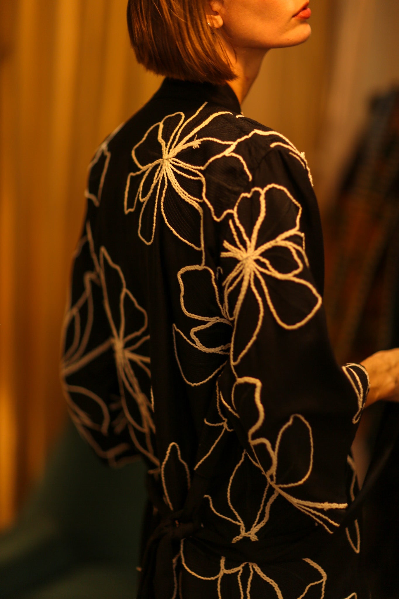 BLACK LINEN EMBROIDERED KIMONO MARIETTA - BANGKOK TAILOR CLOTHING STORE - HANDMADE CLOTHING