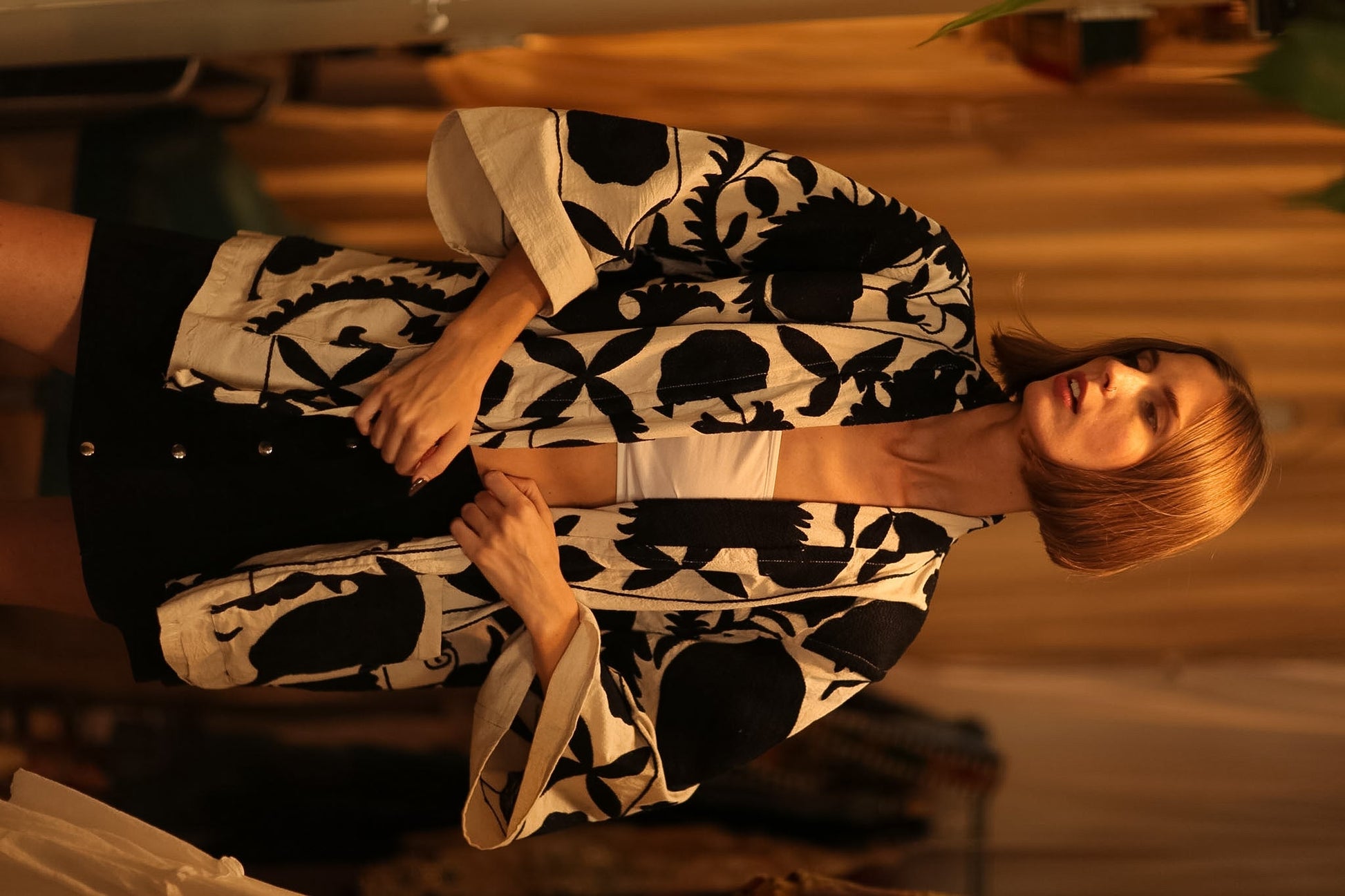 BLACK WHITE SUZANI KIMONO DRISA - BANGKOK TAILOR CLOTHING STORE - HANDMADE CLOTHING
