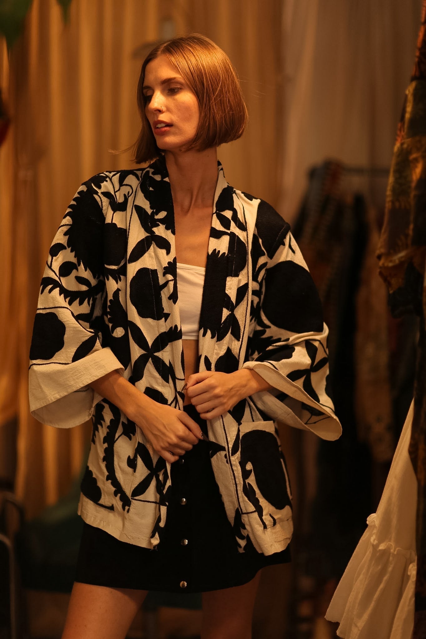 BLACK WHITE SUZANI KIMONO DRISA - BANGKOK TAILOR CLOTHING STORE - HANDMADE CLOTHING