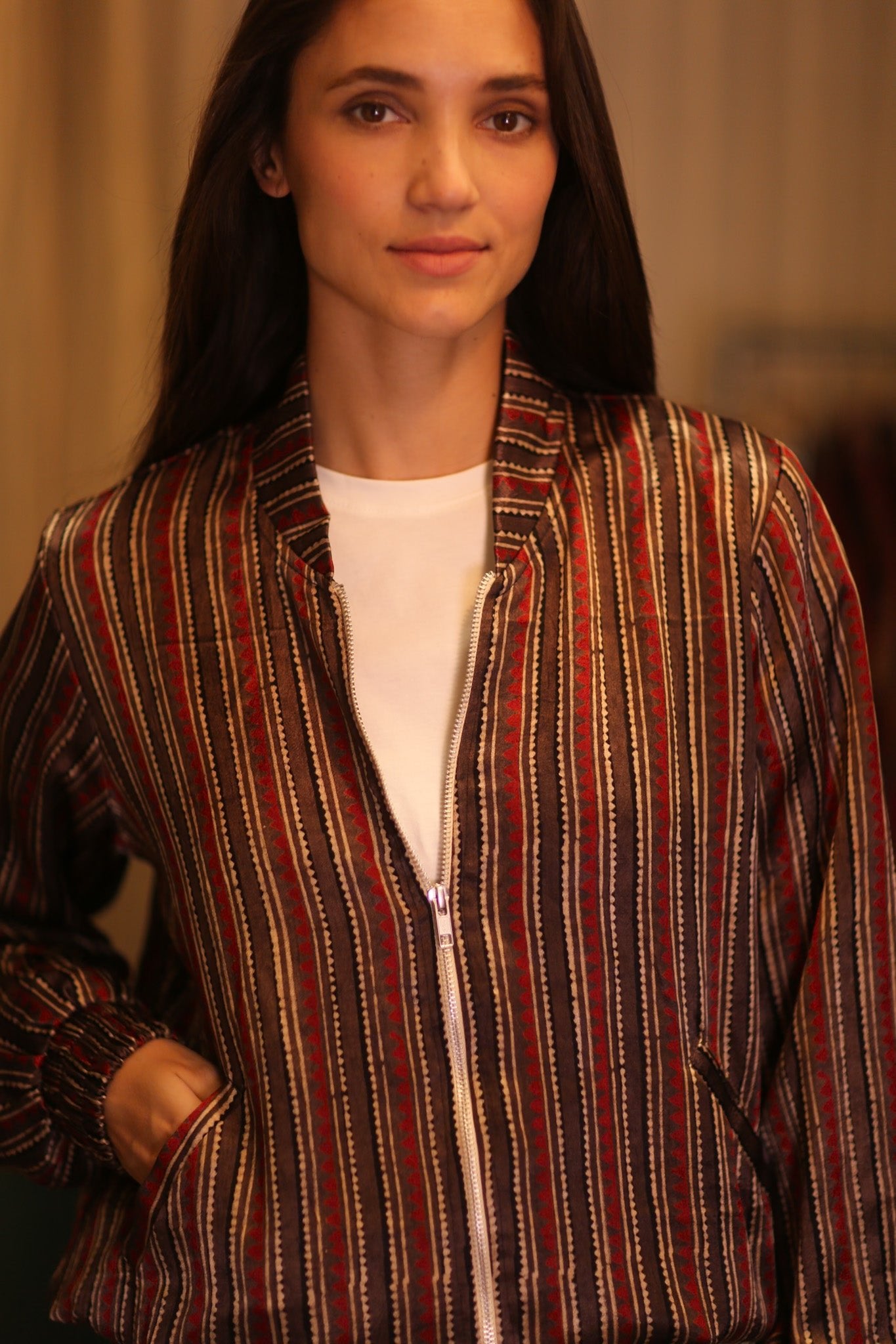 BOMBER JACKET SILK ANCHA QATARI - BANGKOK TAILOR CLOTHING STORE - HANDMADE CLOTHING