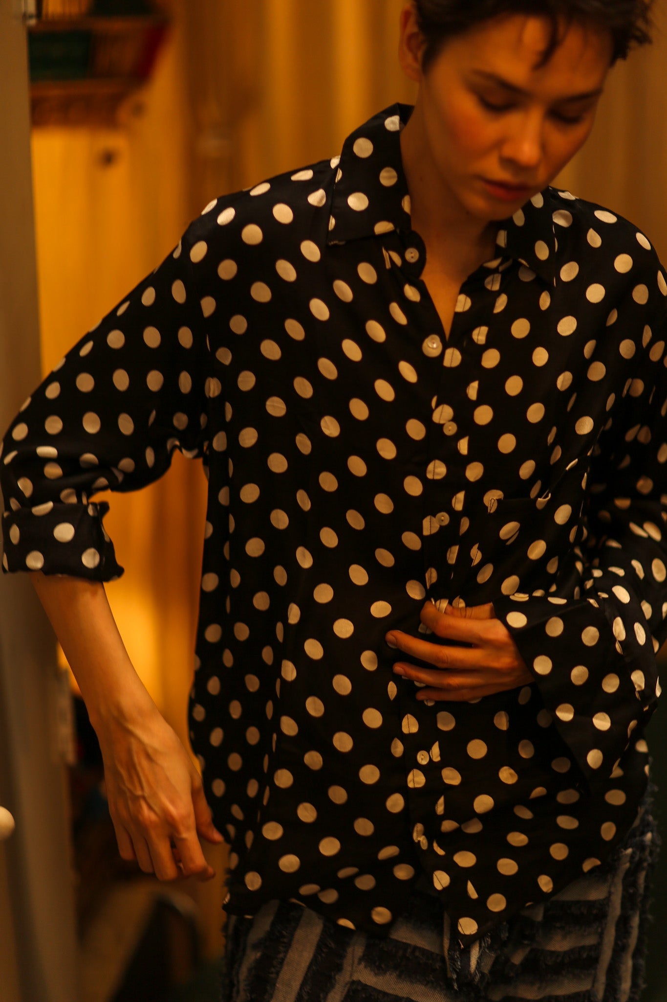 BOYFRIEND BILLIE BLACK AND WHITE - BANGKOK TAILOR CLOTHING STORE - HANDMADE CLOTHING