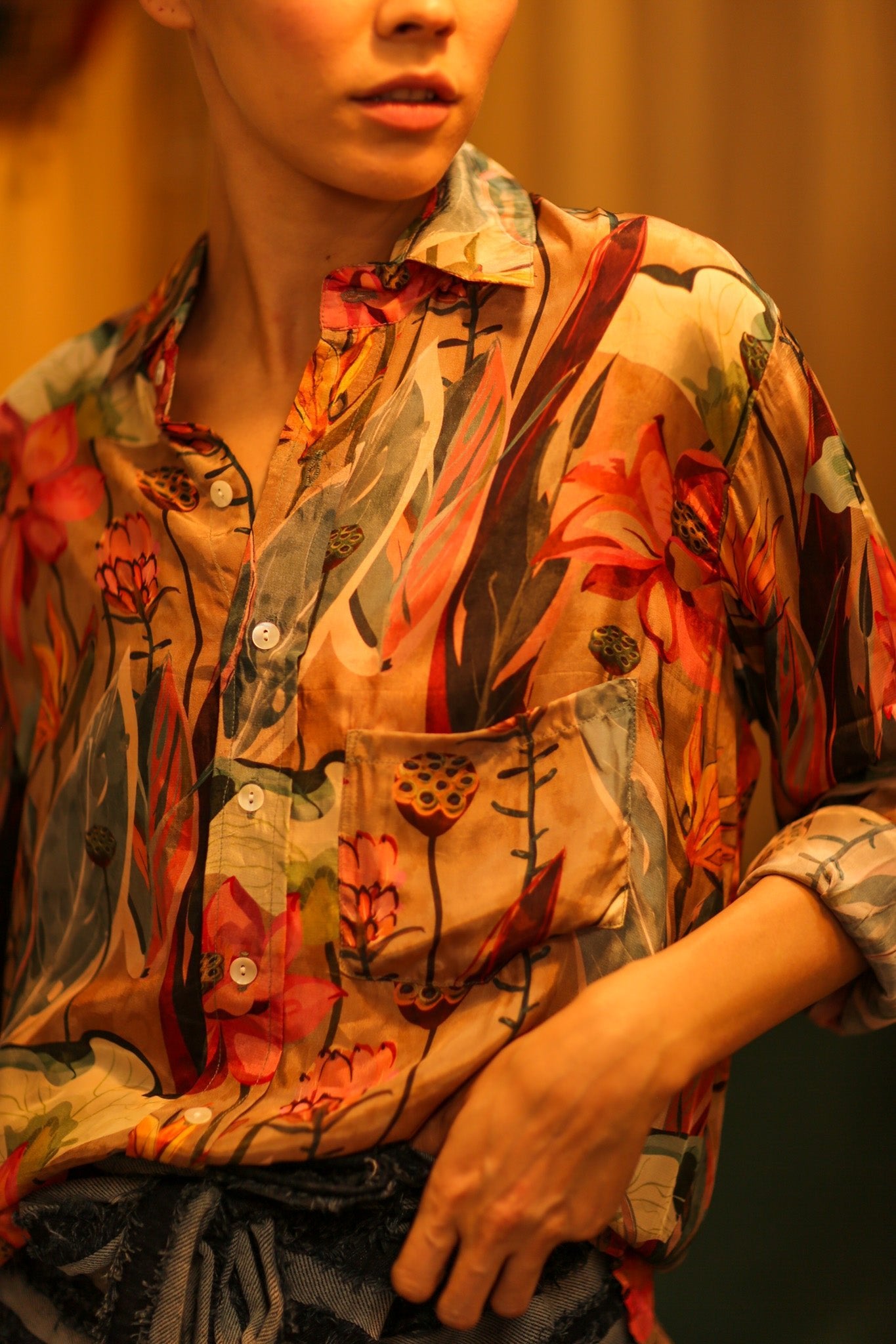 BOYFRIEND BILLIE LOTUS - BANGKOK TAILOR CLOTHING STORE - HANDMADE CLOTHING