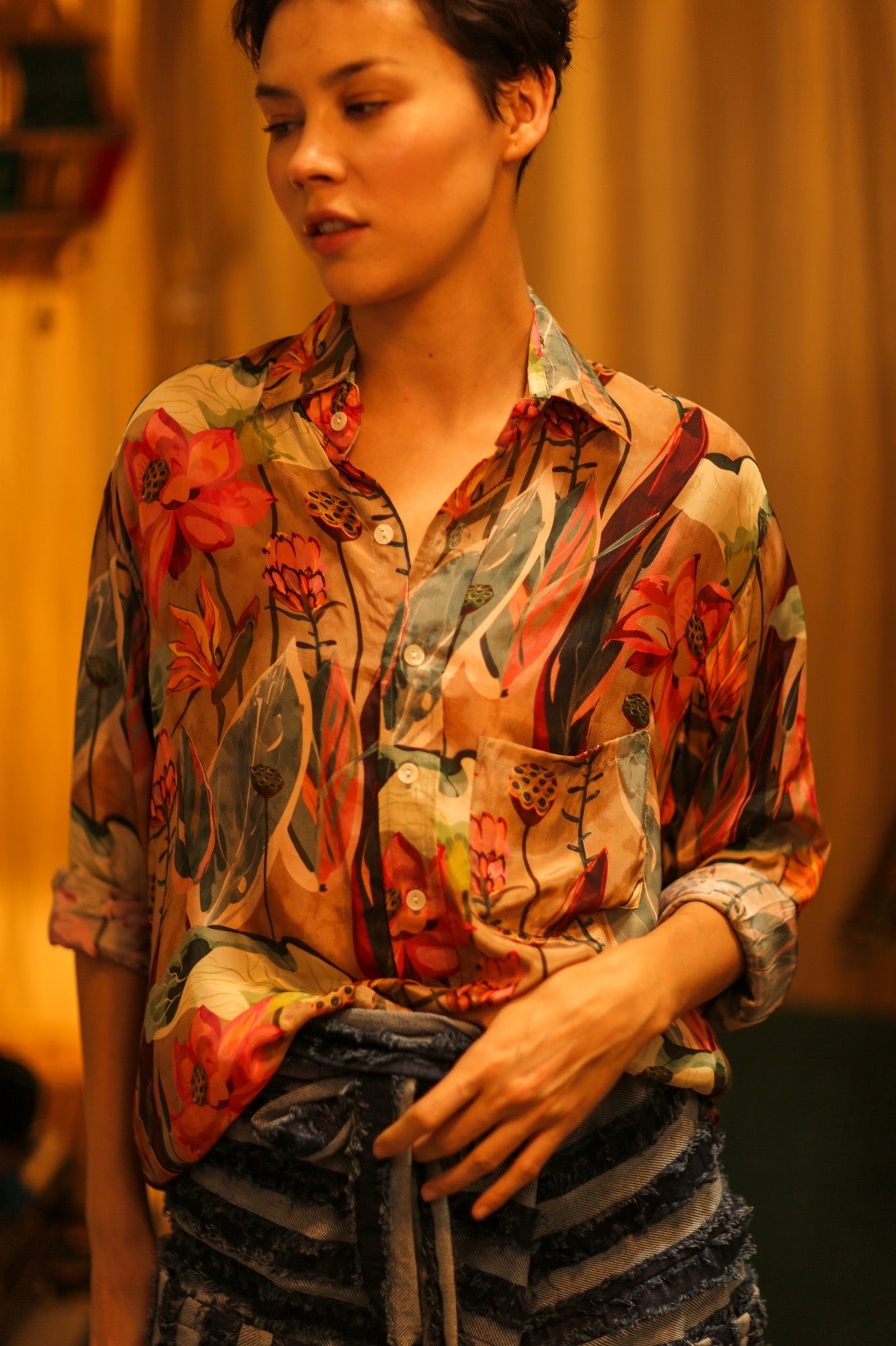 BOYFRIEND BILLIE LOTUS - BANGKOK TAILOR CLOTHING STORE - HANDMADE CLOTHING