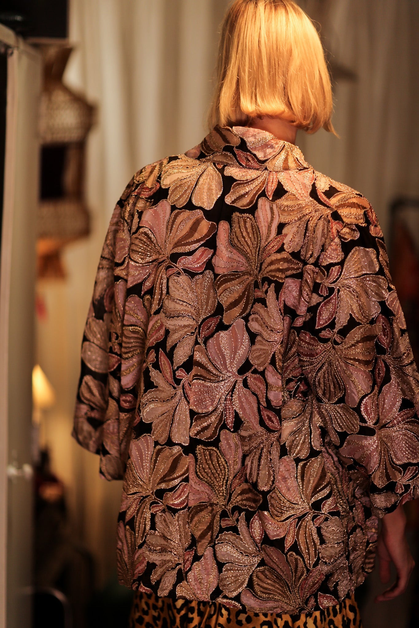 CARINE EMBROIDERED SILK KIMONO BLACK AND PINK - BANGKOK TAILOR CLOTHING STORE - HANDMADE CLOTHING