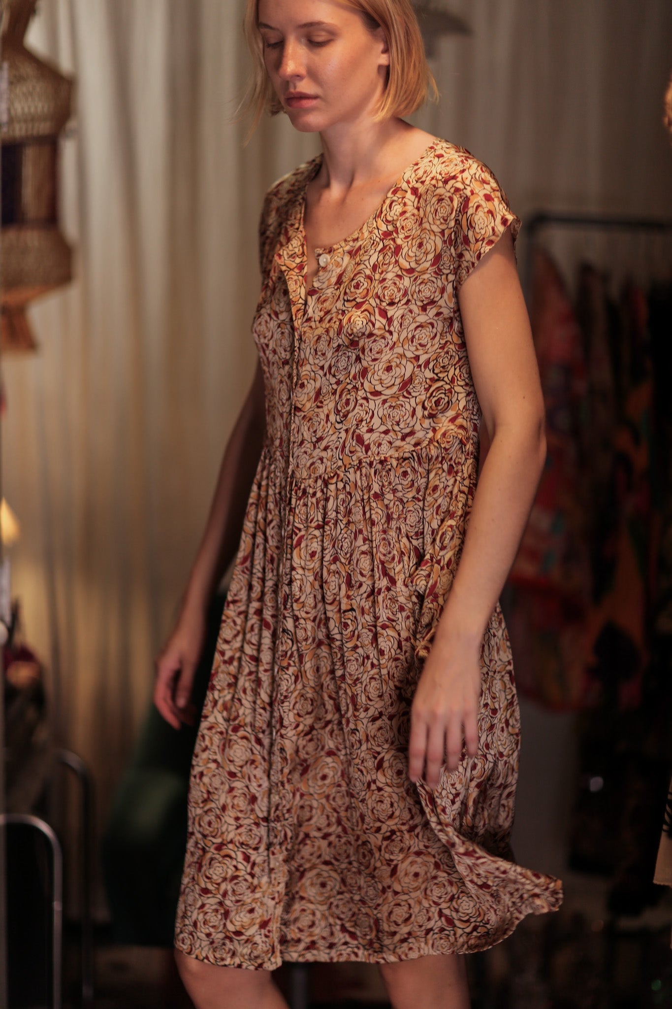 EDITH SILK DRESS RED FLORAL - BANGKOK TAILOR CLOTHING STORE - HANDMADE CLOTHING