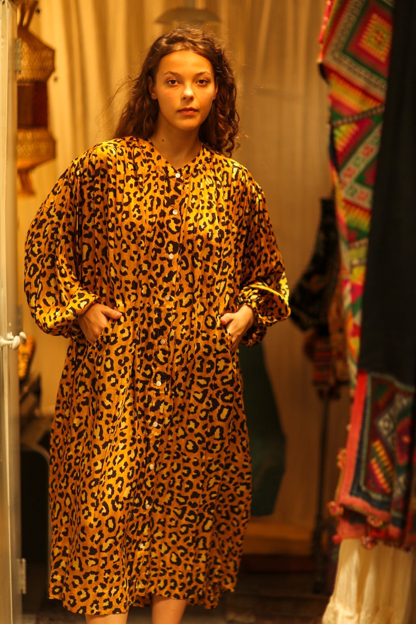 ELIZABETH SILK DRESS LEO - BANGKOK TAILOR CLOTHING STORE - HANDMADE CLOTHING