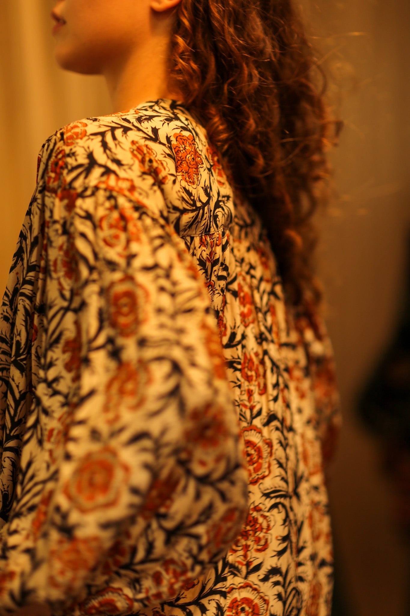 ELIZABETH SILK DRESS MUGHAL BLACK AND RED - BANGKOK TAILOR CLOTHING STORE - HANDMADE CLOTHING