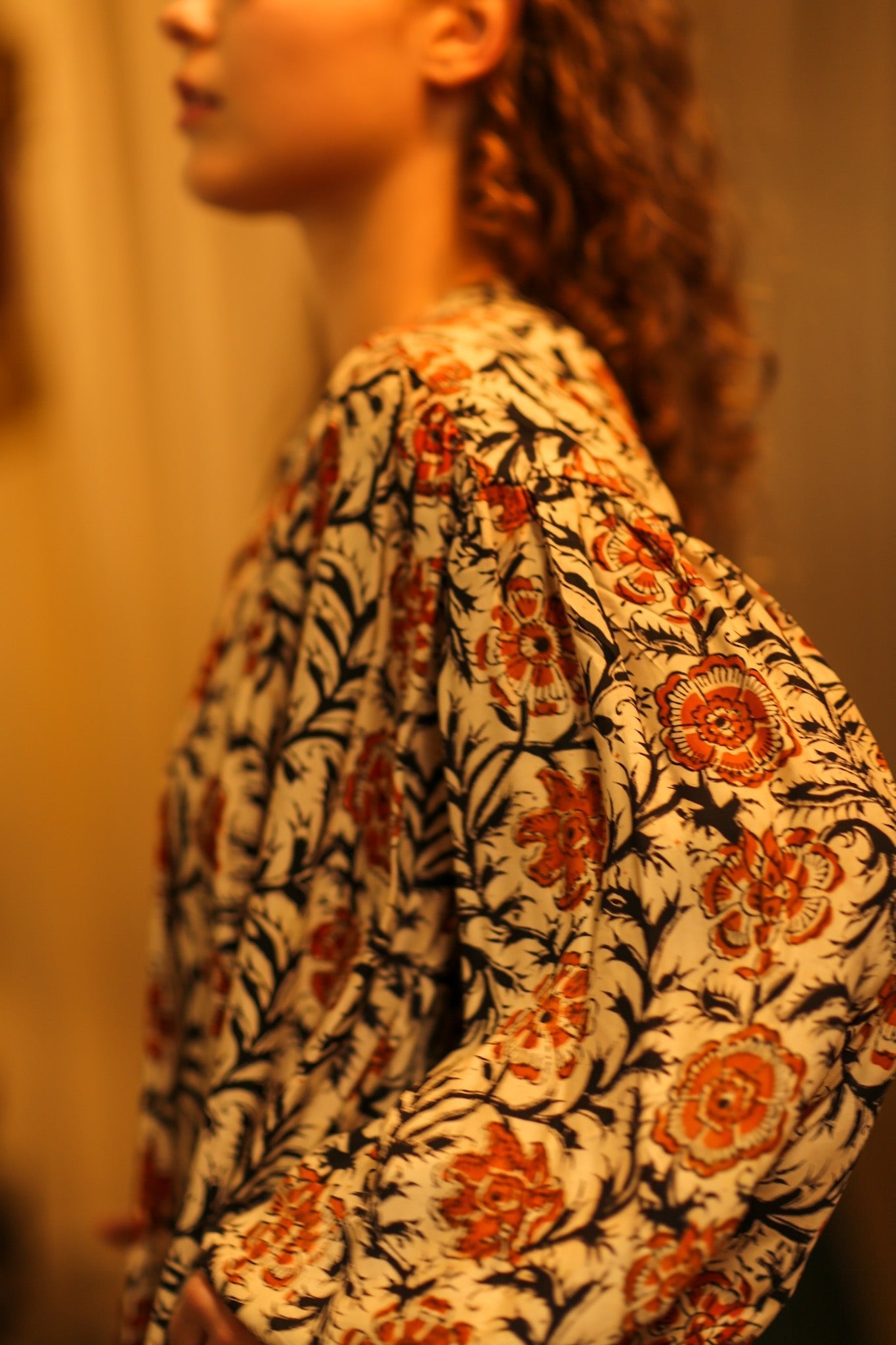 ELIZABETH SILK DRESS MUGHAL BLACK AND RED - BANGKOK TAILOR CLOTHING STORE - HANDMADE CLOTHING