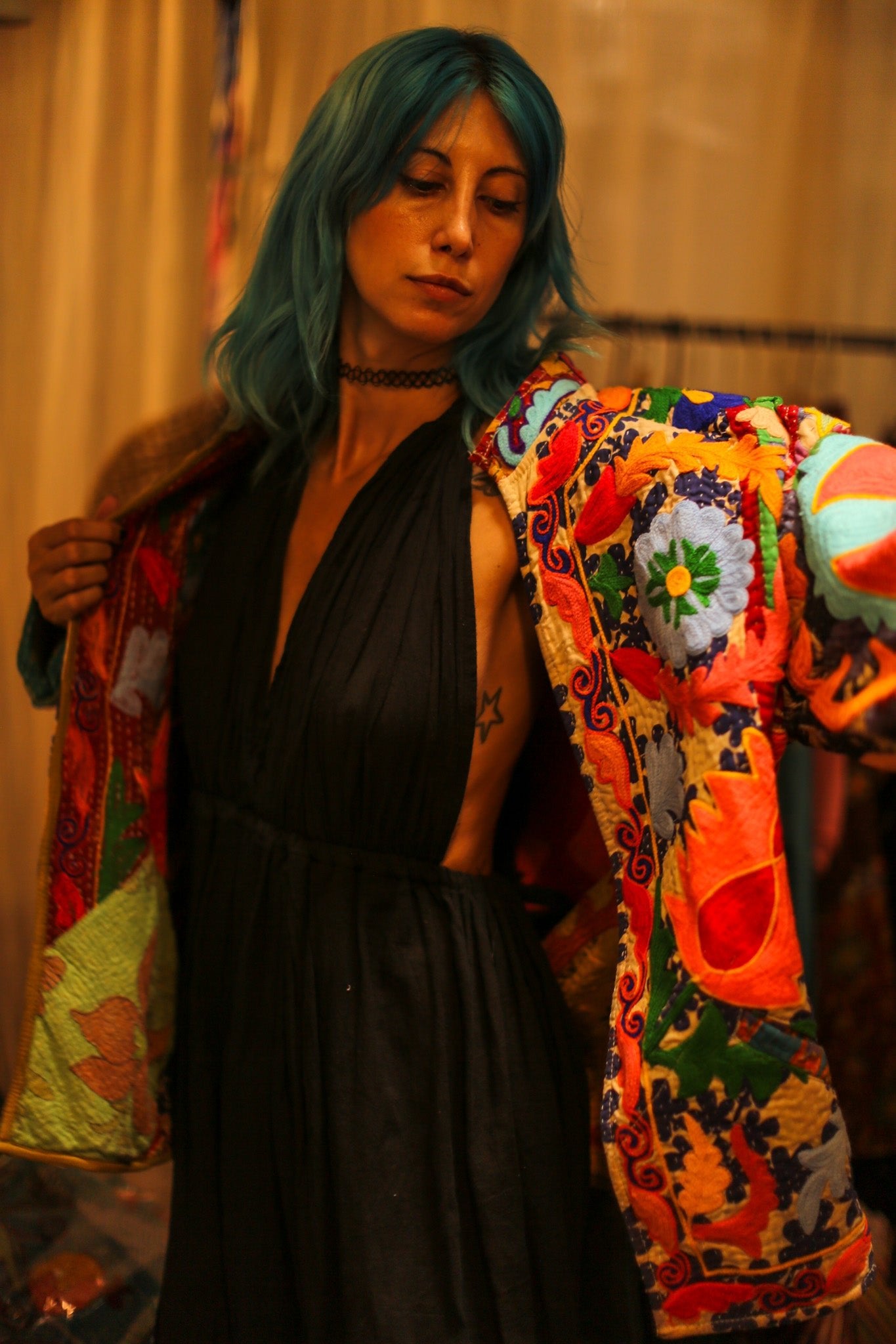 EMBROIDERED ARTISAN JACKET LEYLA - BANGKOK TAILOR CLOTHING STORE - HANDMADE CLOTHING