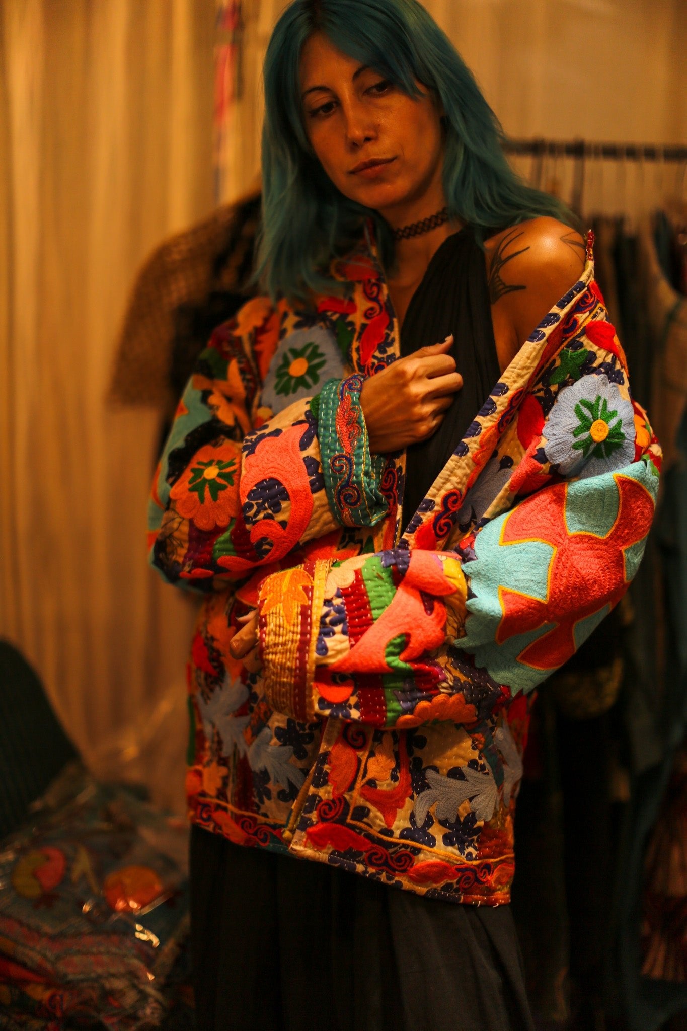 EMBROIDERED ARTISAN JACKET LEYLA - BANGKOK TAILOR CLOTHING STORE - HANDMADE CLOTHING