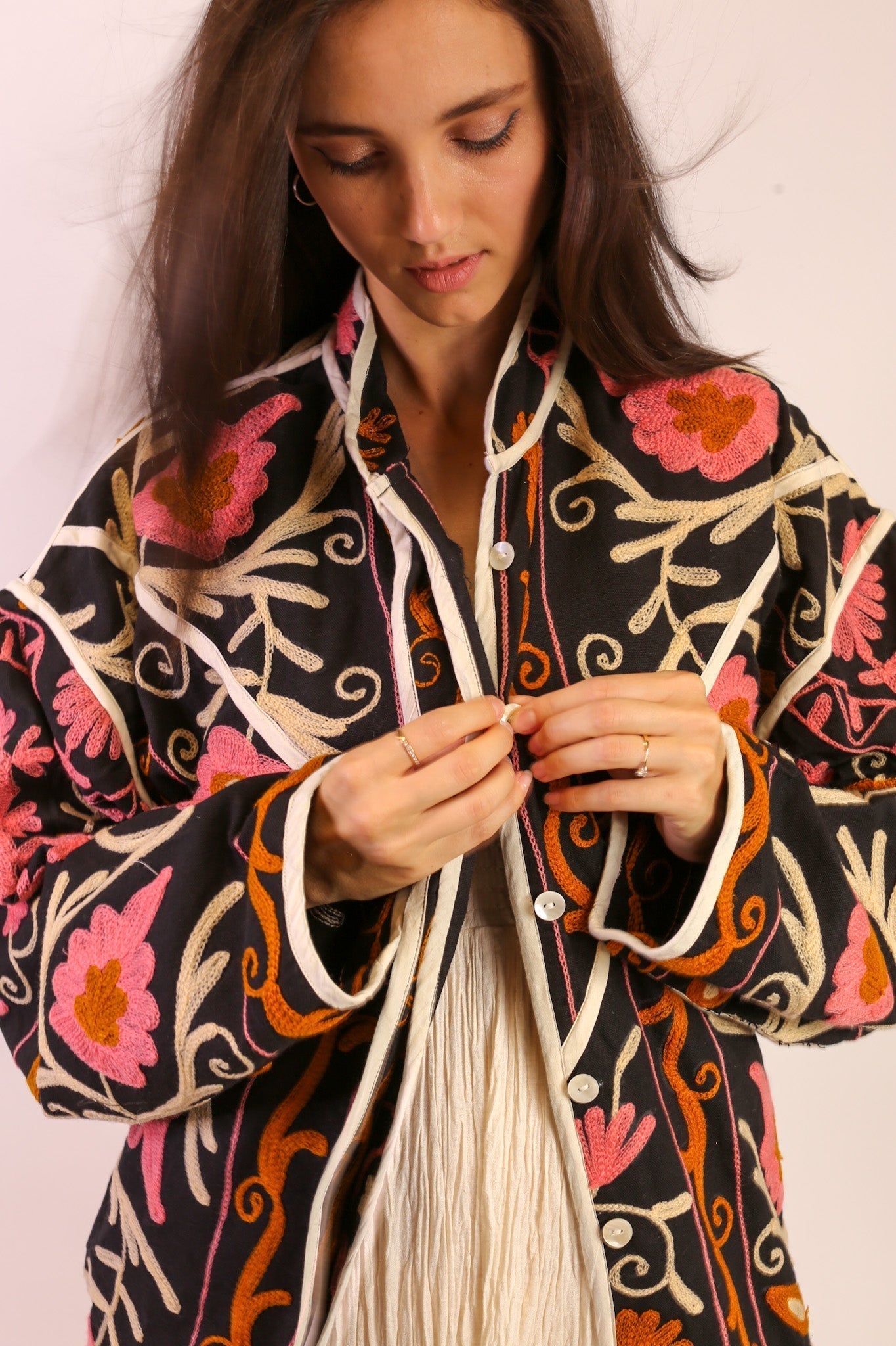 EMBROIDERED JACKET ILKSEN - BANGKOK TAILOR CLOTHING STORE - HANDMADE CLOTHING