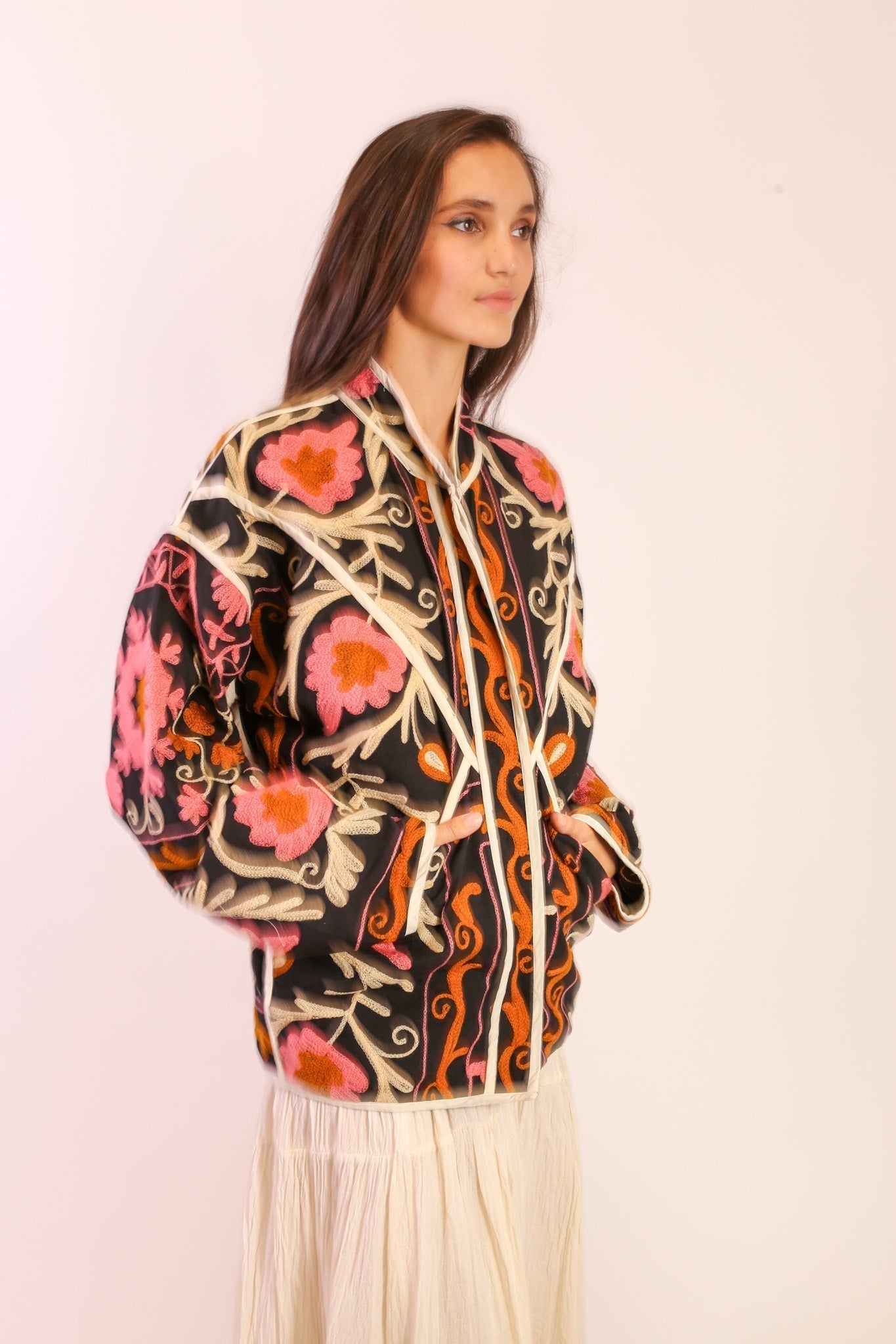 EMBROIDERED JACKET ILKSEN - BANGKOK TAILOR CLOTHING STORE - HANDMADE CLOTHING