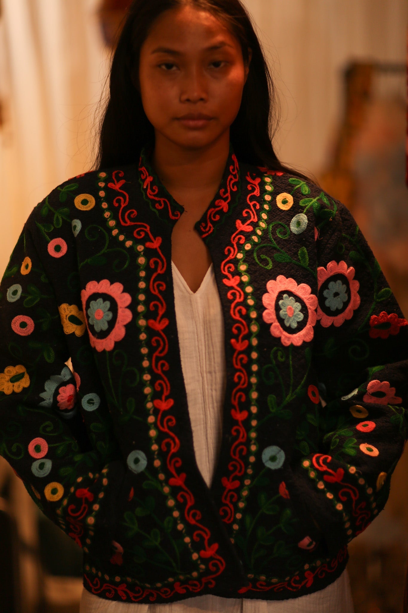 EMBROIDERED JACKET INGRID ARNOLD - BANGKOK TAILOR CLOTHING STORE - HANDMADE CLOTHING