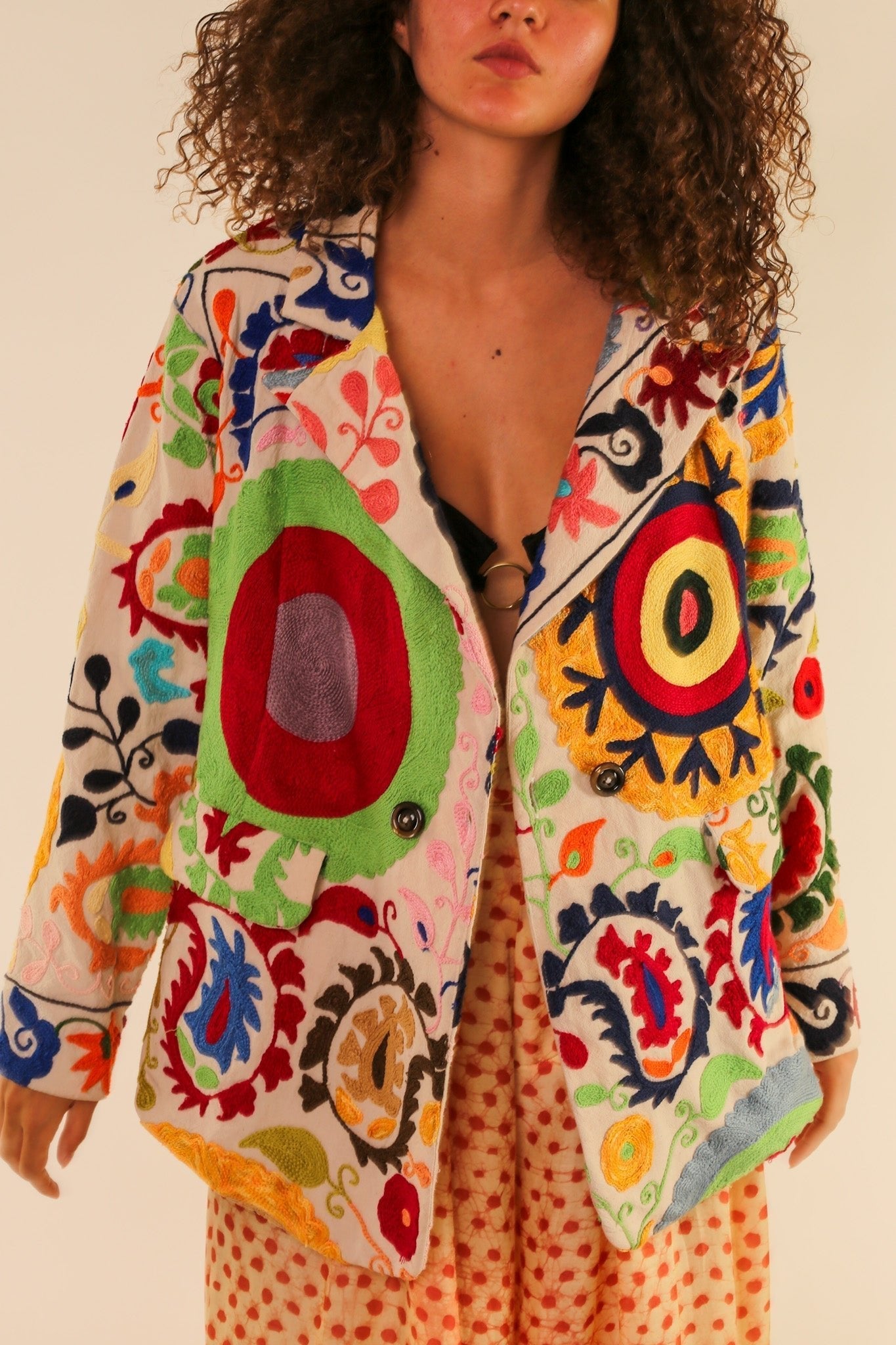 EMBROIDERED JACKET KATIJ - BANGKOK TAILOR CLOTHING STORE - HANDMADE CLOTHING
