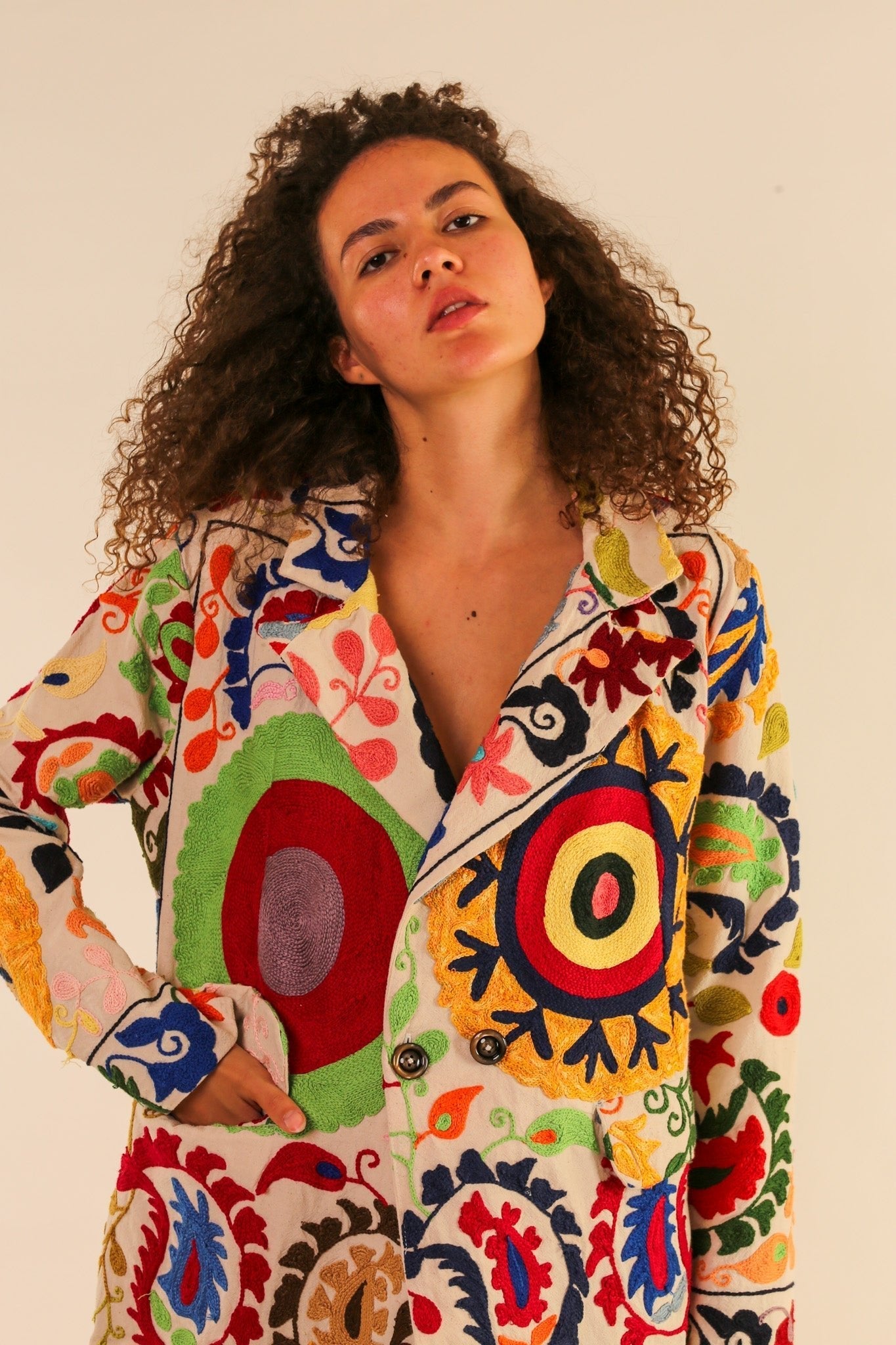 EMBROIDERED JACKET KATIJ - BANGKOK TAILOR CLOTHING STORE - HANDMADE CLOTHING
