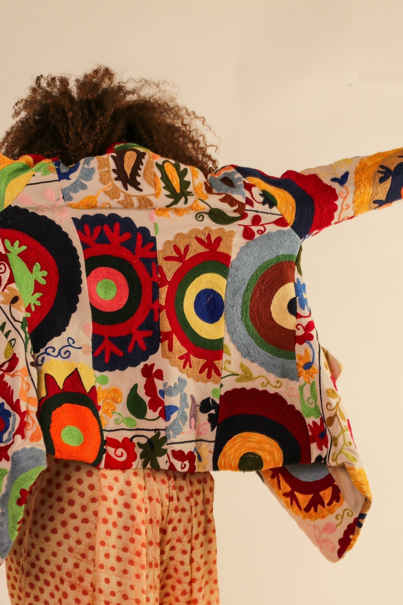 EMBROIDERED JACKET KATIJ - BANGKOK TAILOR CLOTHING STORE - HANDMADE CLOTHING