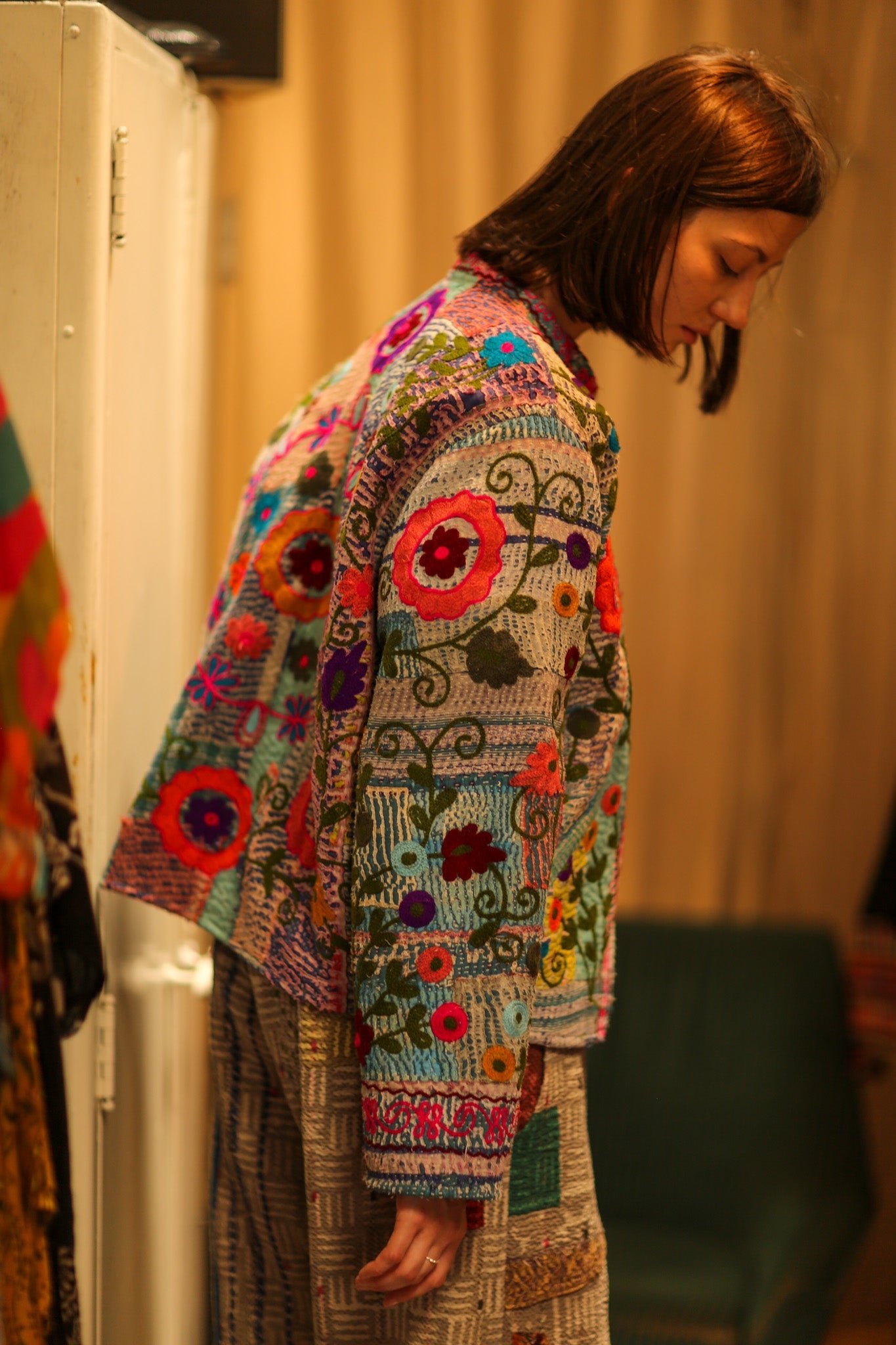 EMBROIDERED JACKET LIBBY - BANGKOK TAILOR CLOTHING STORE - HANDMADE CLOTHING