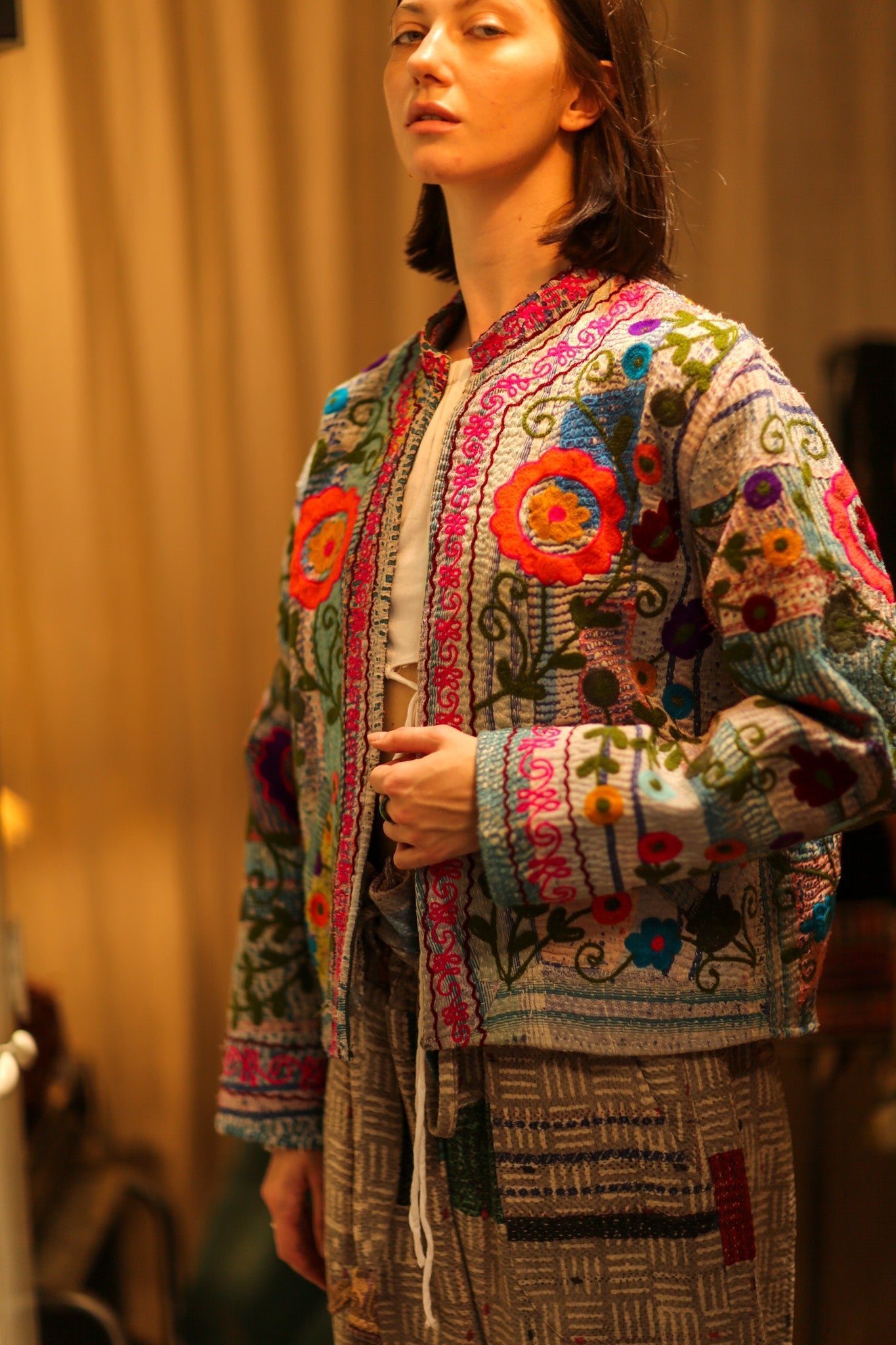 EMBROIDERED JACKET LIBBY - BANGKOK TAILOR CLOTHING STORE - HANDMADE CLOTHING