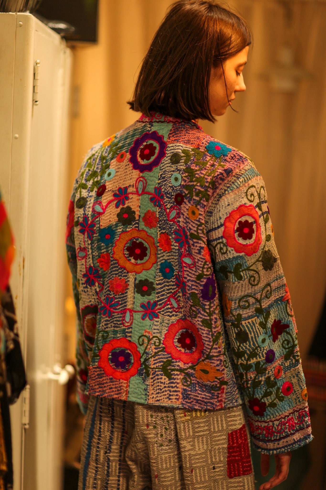 EMBROIDERED JACKET LIBBY - BANGKOK TAILOR CLOTHING STORE - HANDMADE CLOTHING
