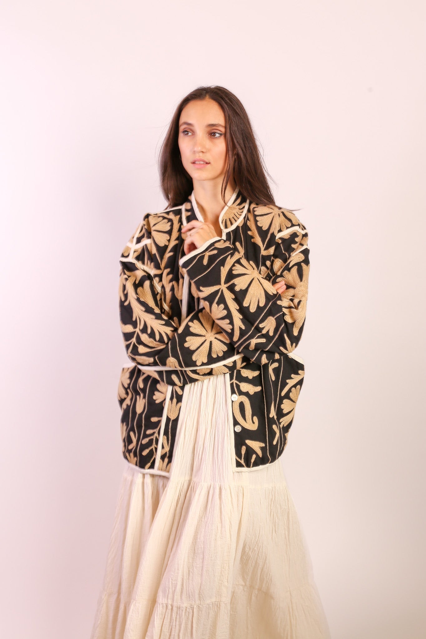 EMBROIDERED JACKET VECI - BANGKOK TAILOR CLOTHING STORE - HANDMADE CLOTHING