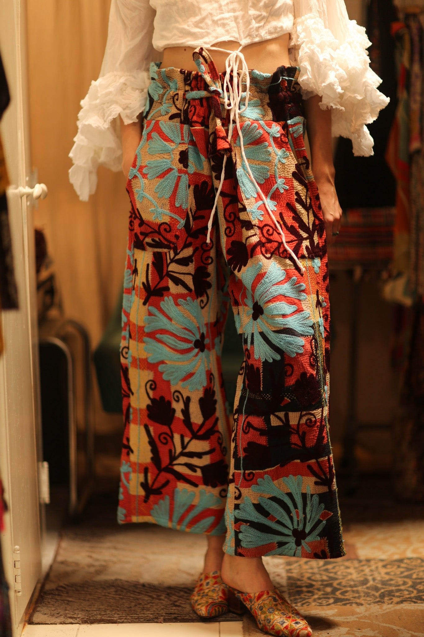 EMBROIDERED KANTHA PANTS FREYA - BANGKOK TAILOR CLOTHING STORE - HANDMADE CLOTHING